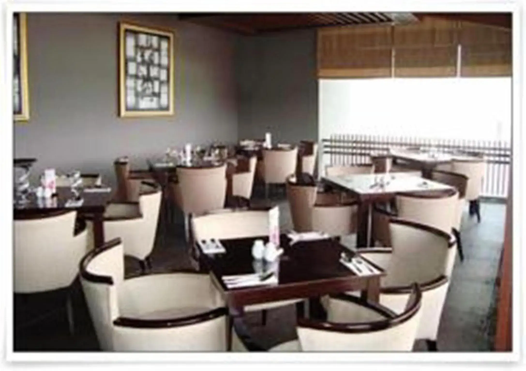 Restaurant/places to eat in Grand Serela Setiabudhi Bandung Restaurant/places to eat in Grand Serela Setiabudhi Bandung