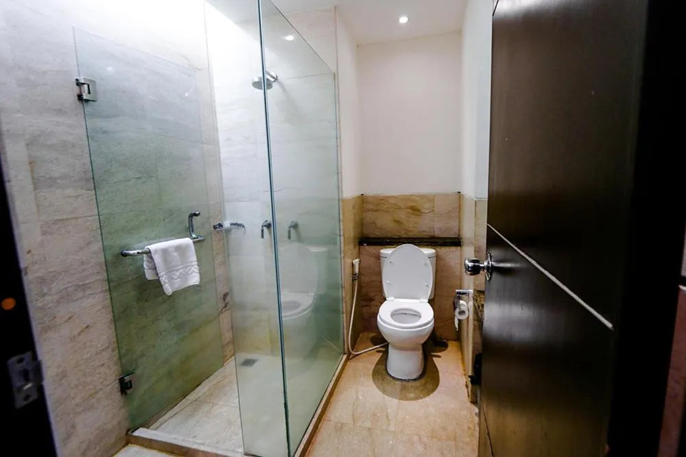 Bathroom in Grand Serela Setiabudhi Bandung