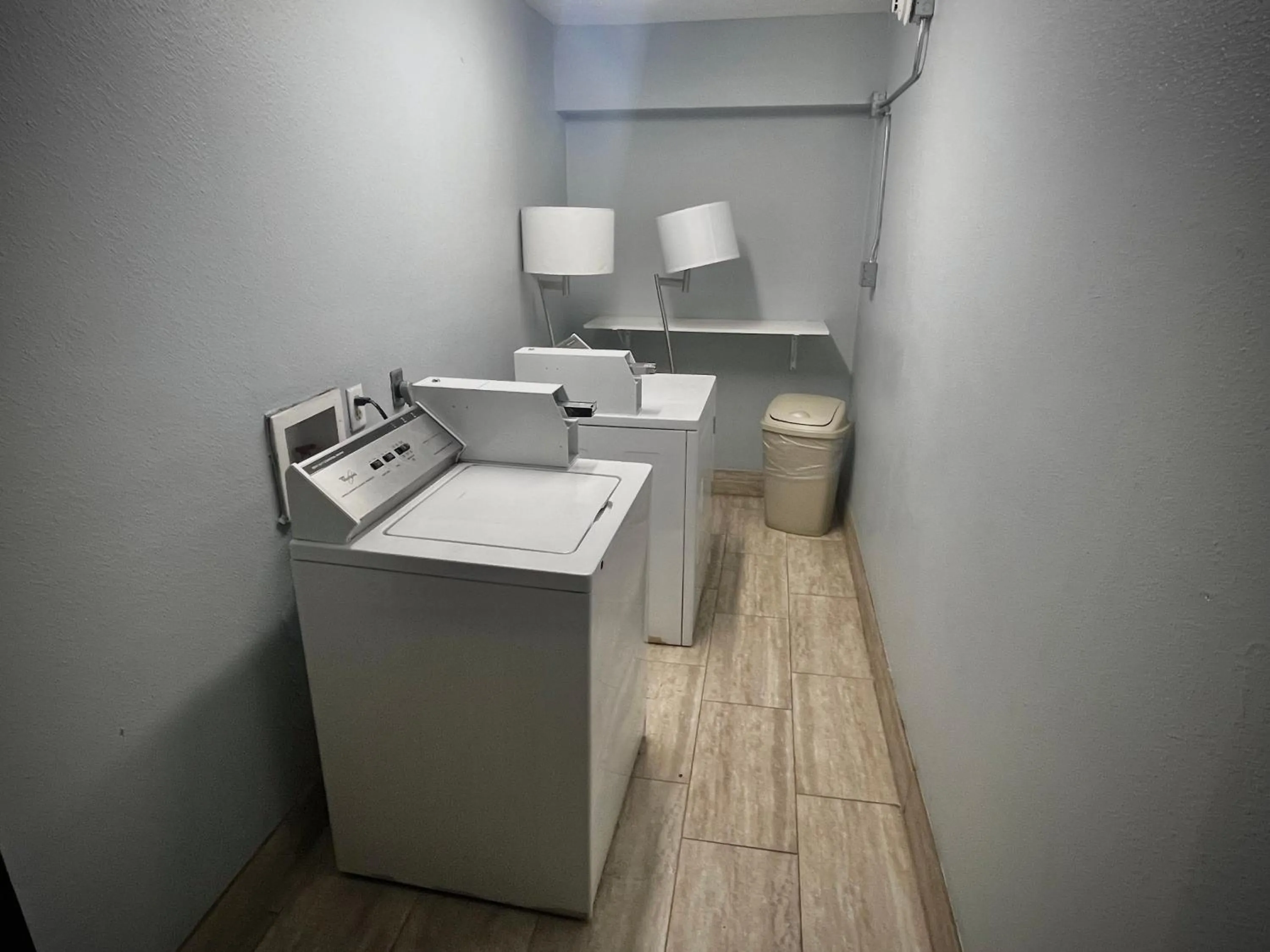 laundry in Quality Inn Grand Rapids Near Downtown