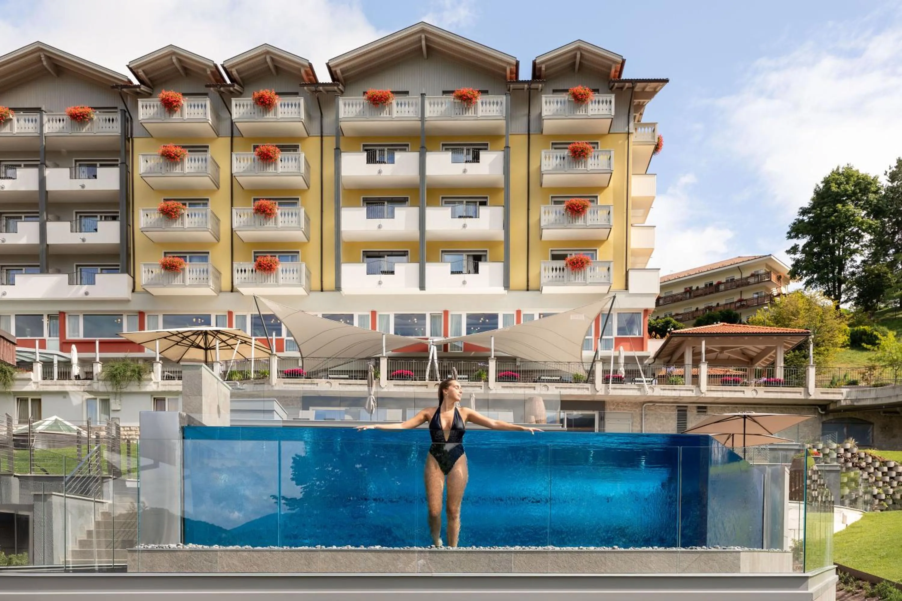 Swimming pool in Alpenresort Belvedere