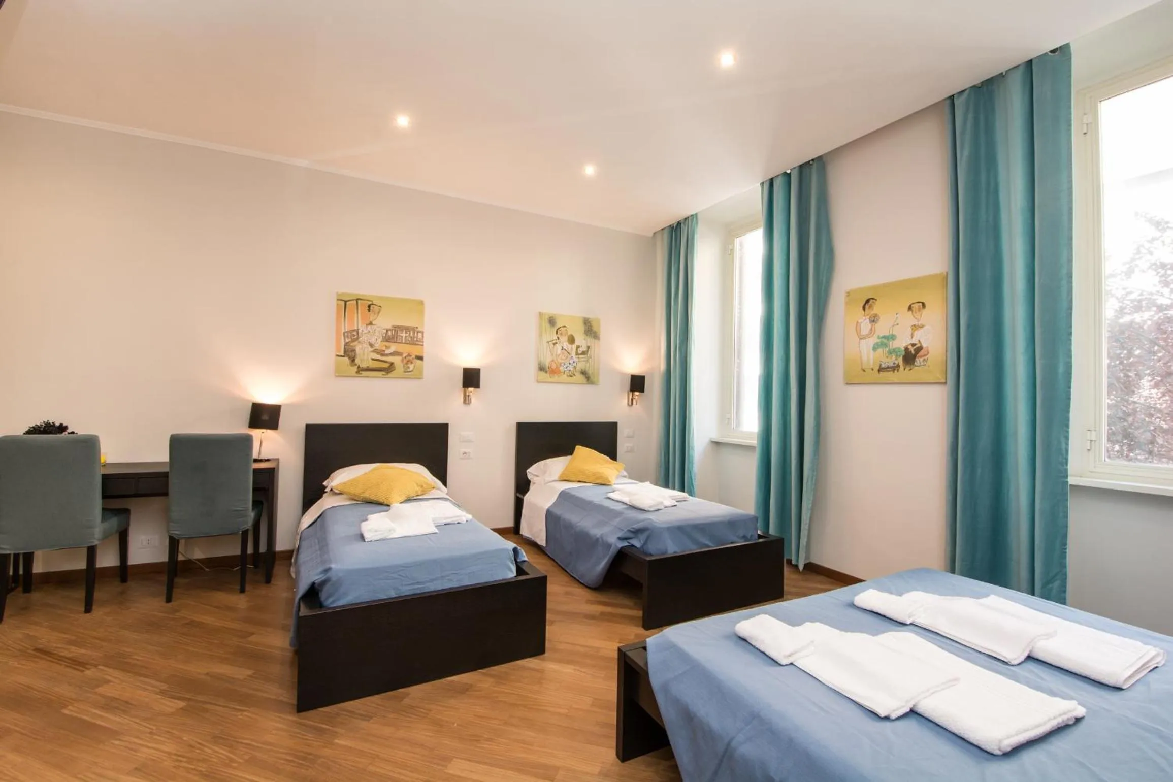 Photo of the whole room, Bed in Seven Rooms Vatican