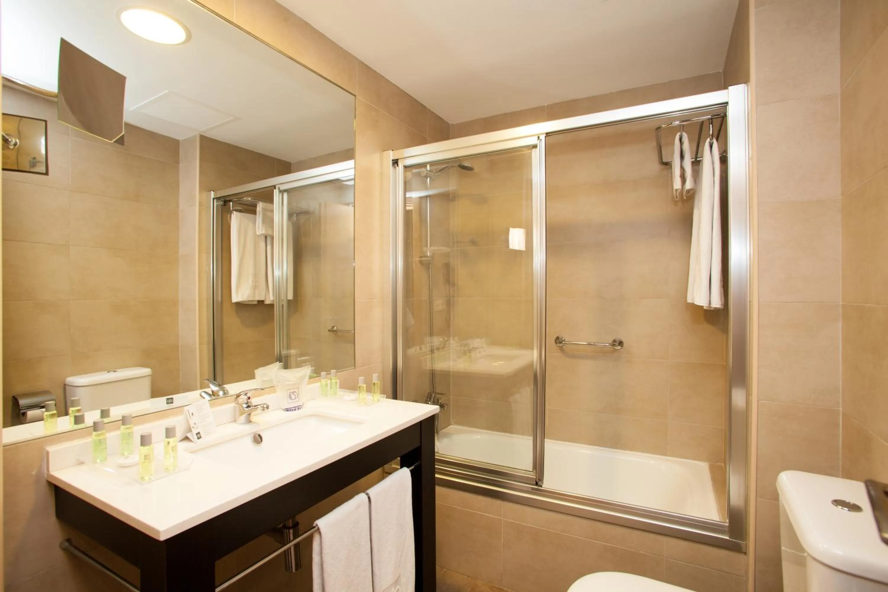 Bathroom in Hotel Don Pepe - Adults Only