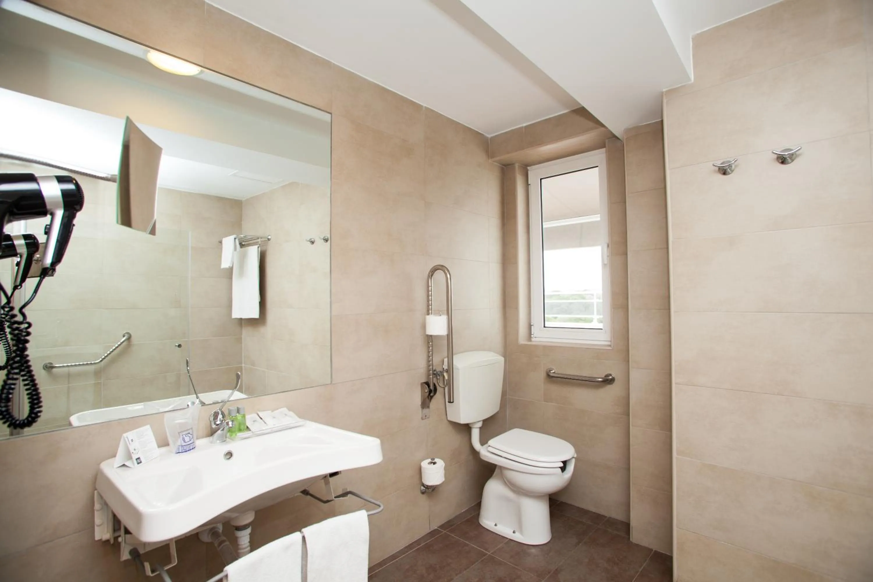 Bathroom in Hotel Don Pepe - Adults Only