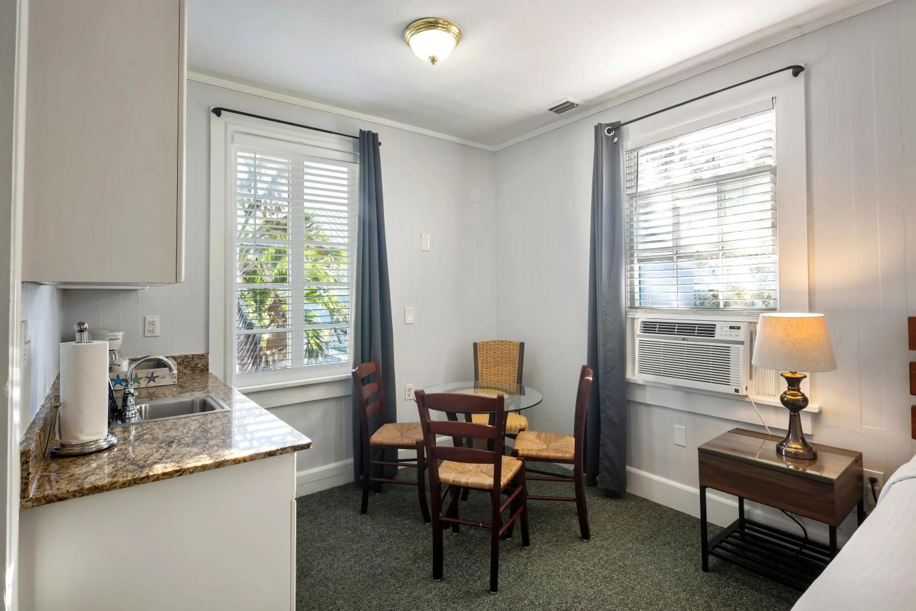 Coffee/tea facilities in Kona Kai Oasis