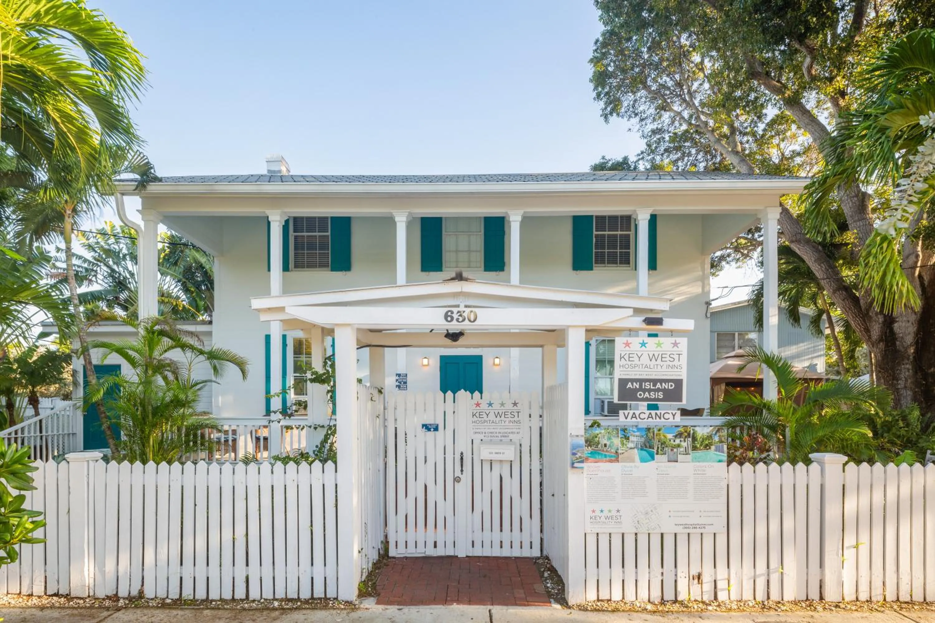 Facade/entrance in Kona Kai Oasis