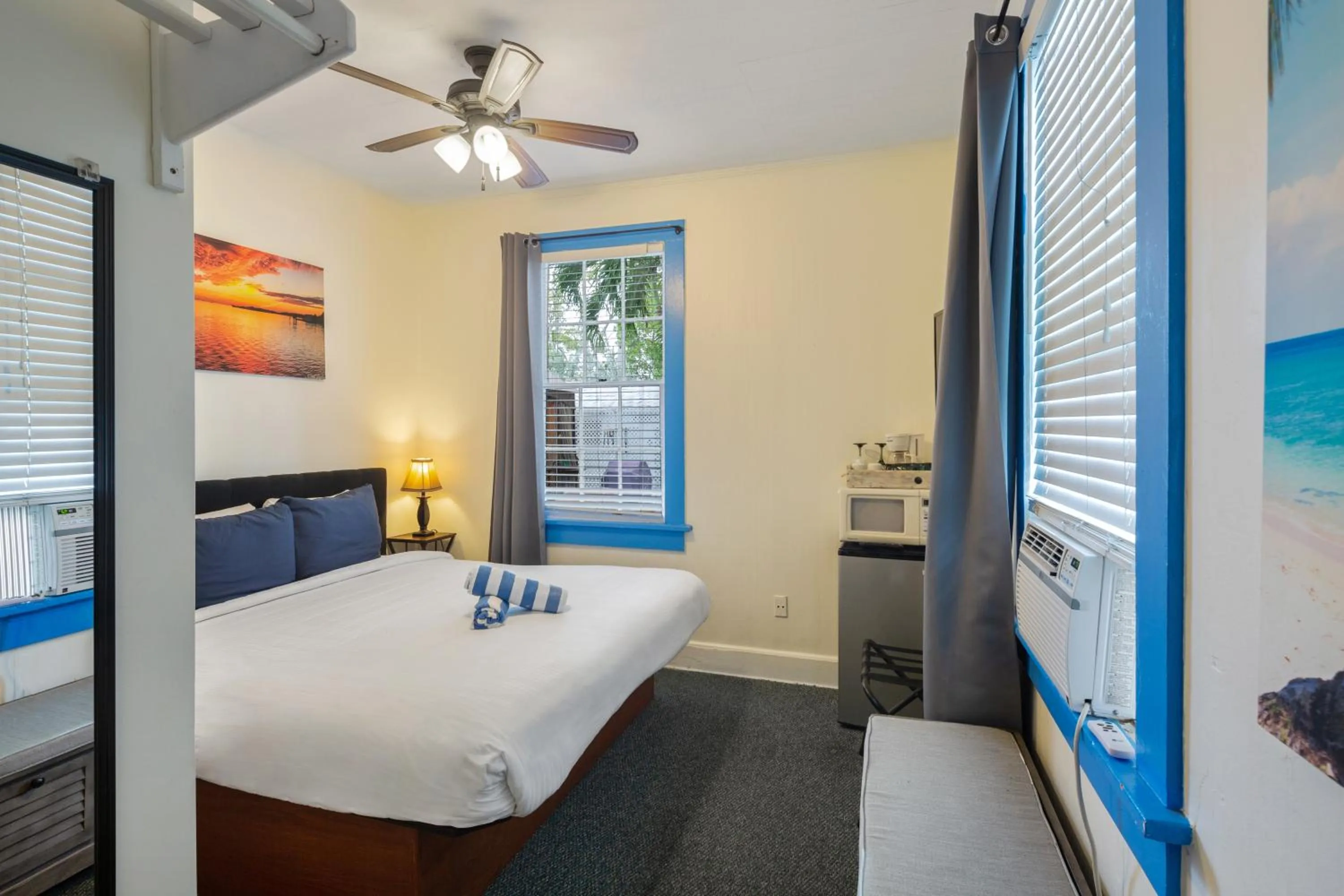 Bedroom, Bed in Kona Kai Oasis