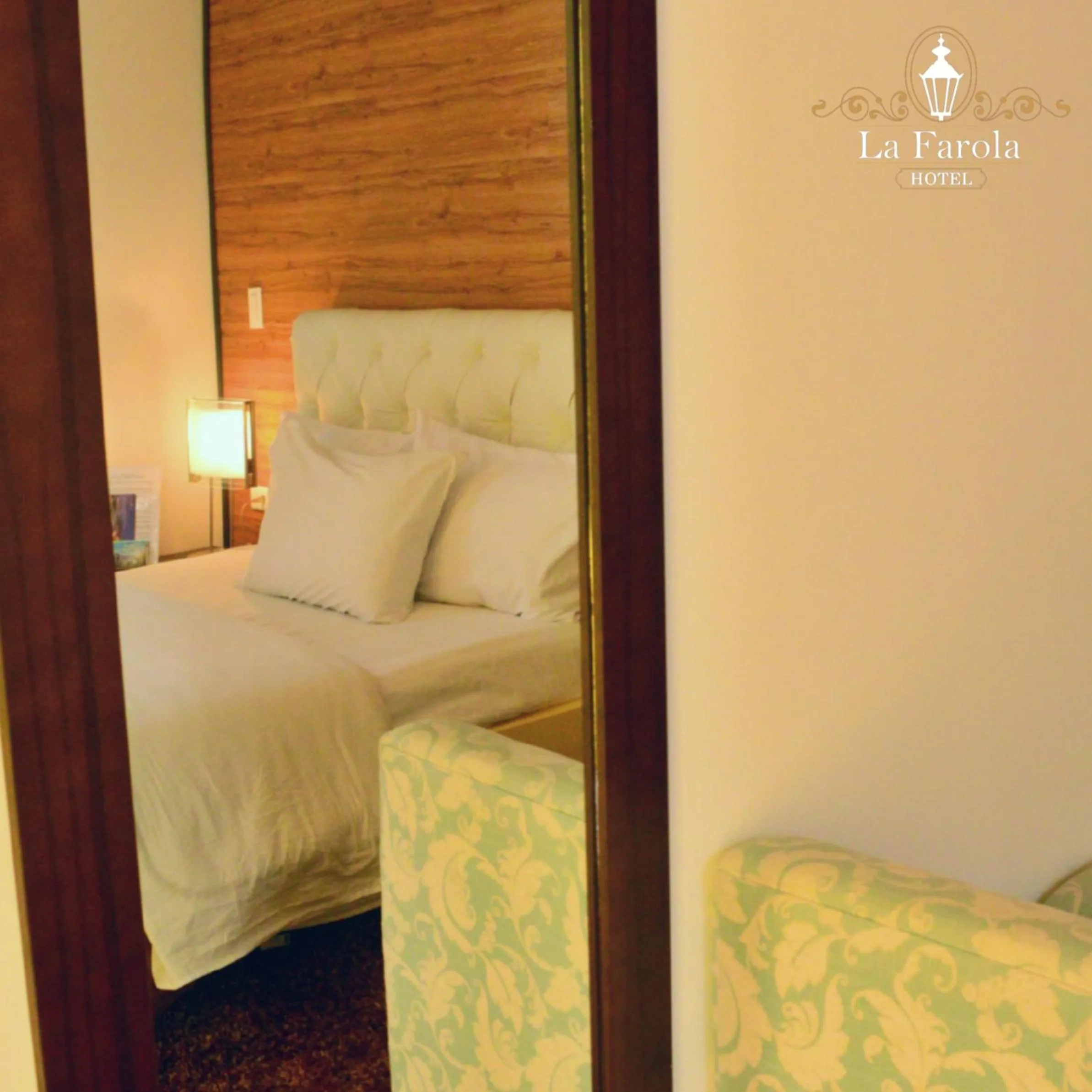 Bed in Hotel La Farola