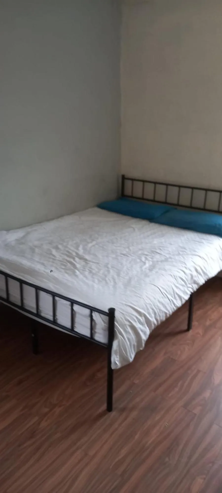 Bed in The Osprey Hotel