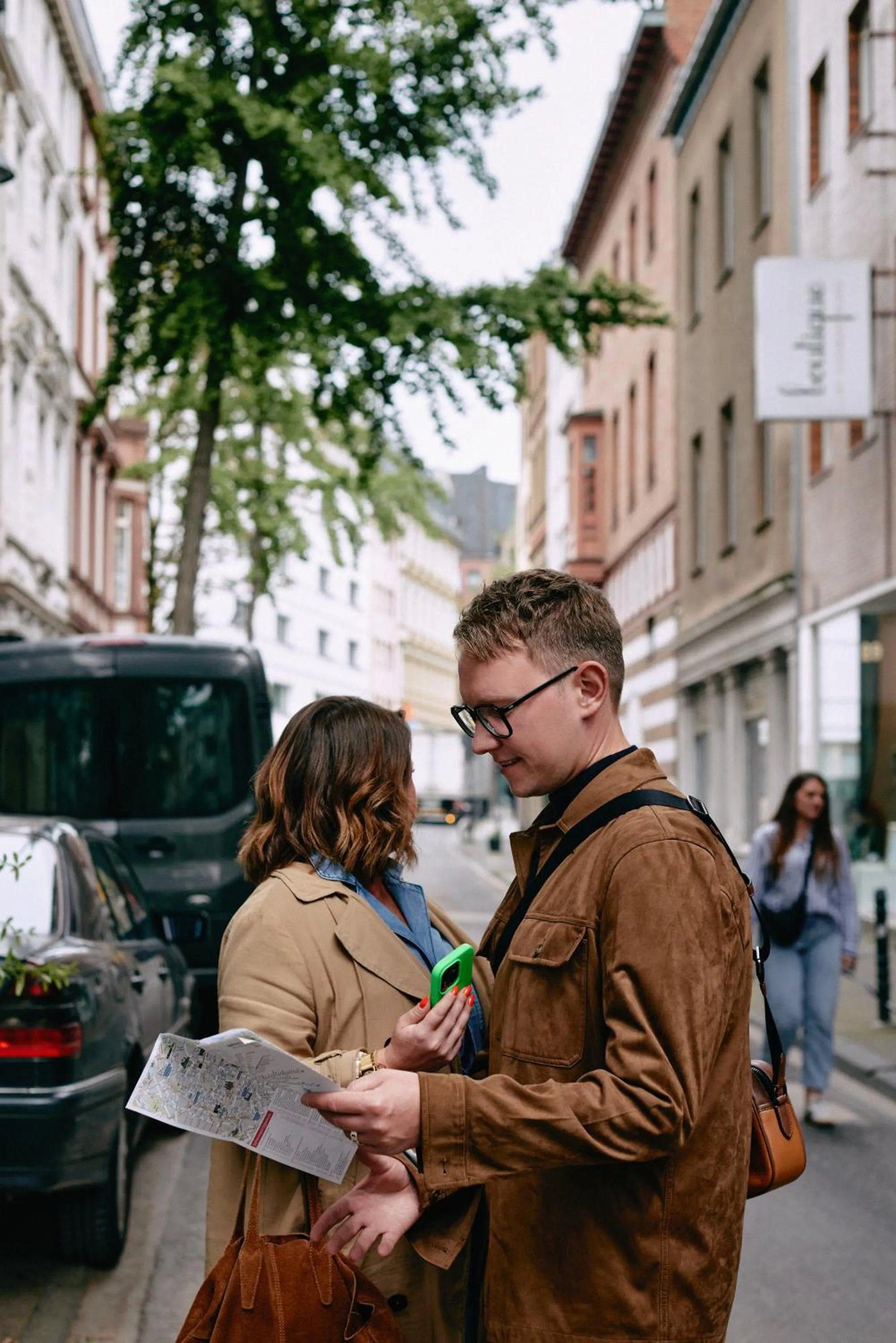 Day in 18Arts Hotel - Living in a Gallery!