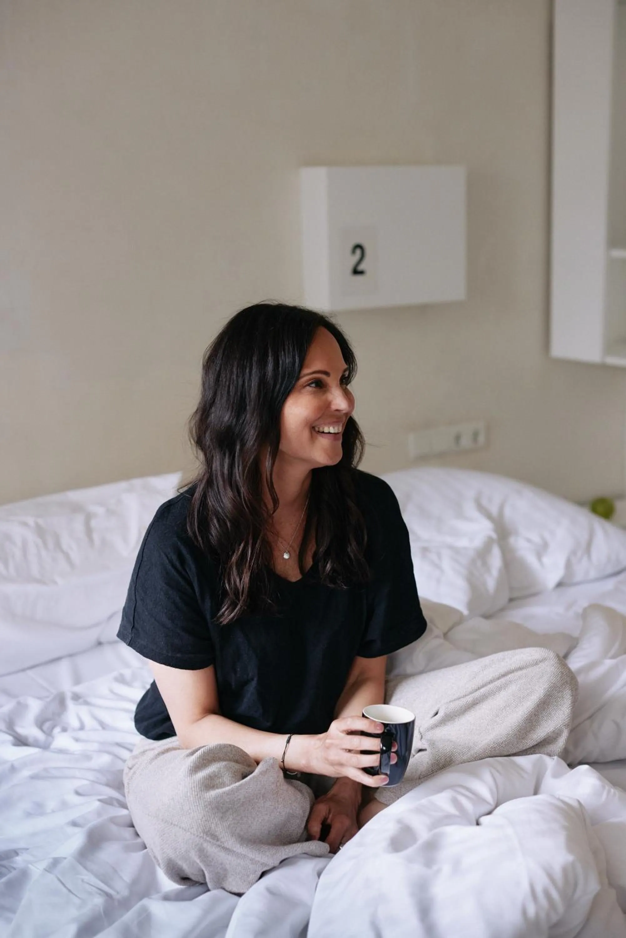 Bed in 18Arts Hotel - Living in a Gallery!