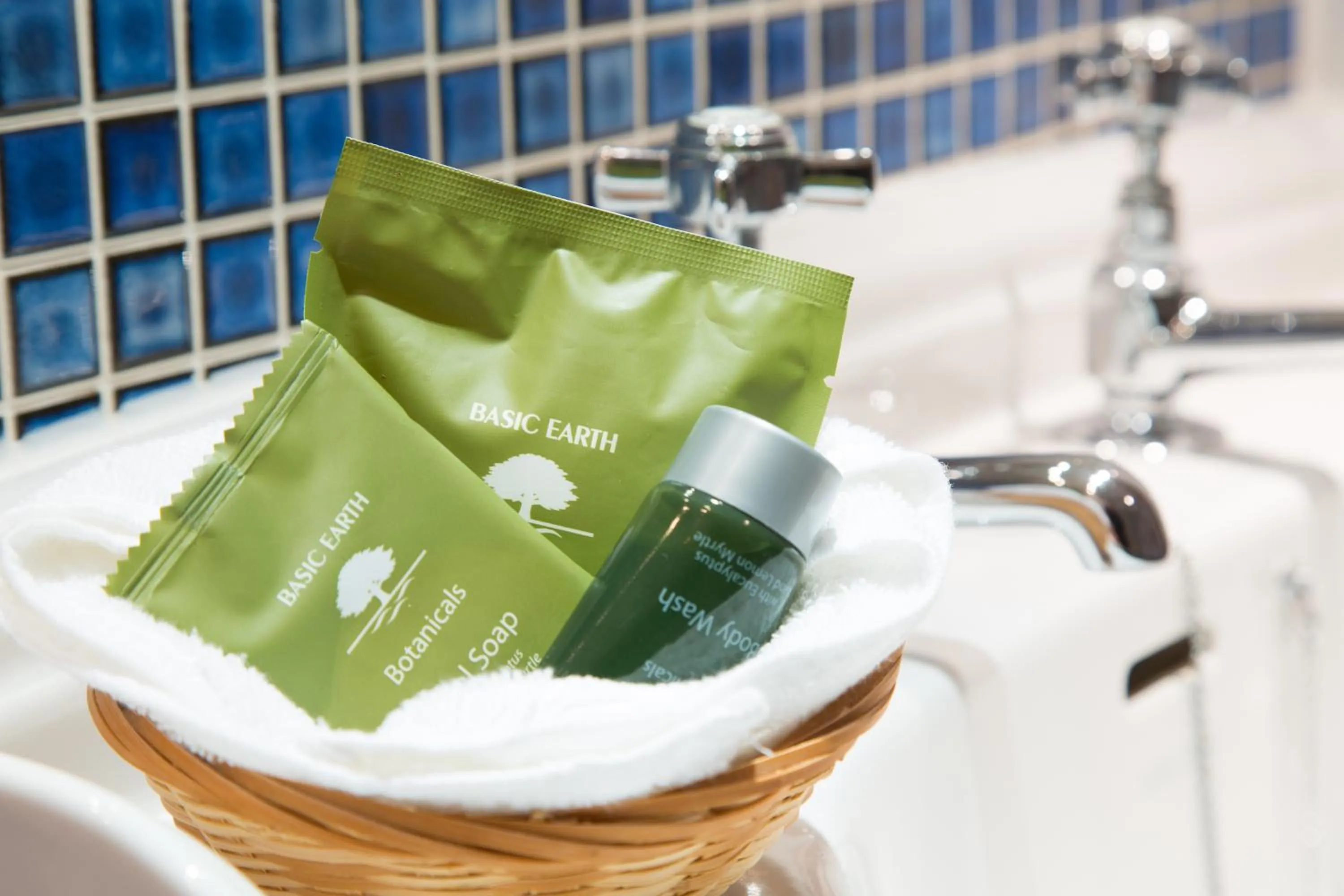 Bathroom in Bovisand Lodge Holiday Park, Beachside Location & Indoor Heated Pool