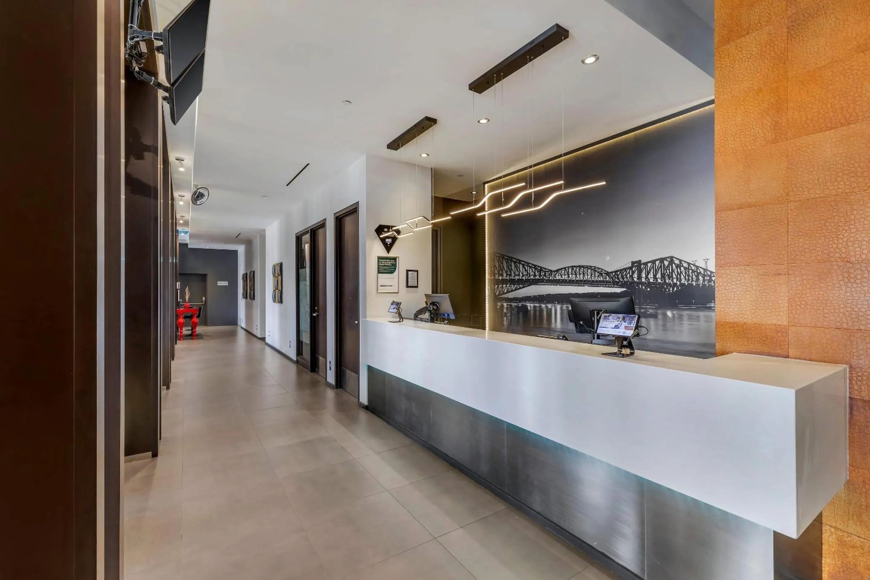 Lobby or reception in Hotel Quartier, an Ascend Collection Hotel