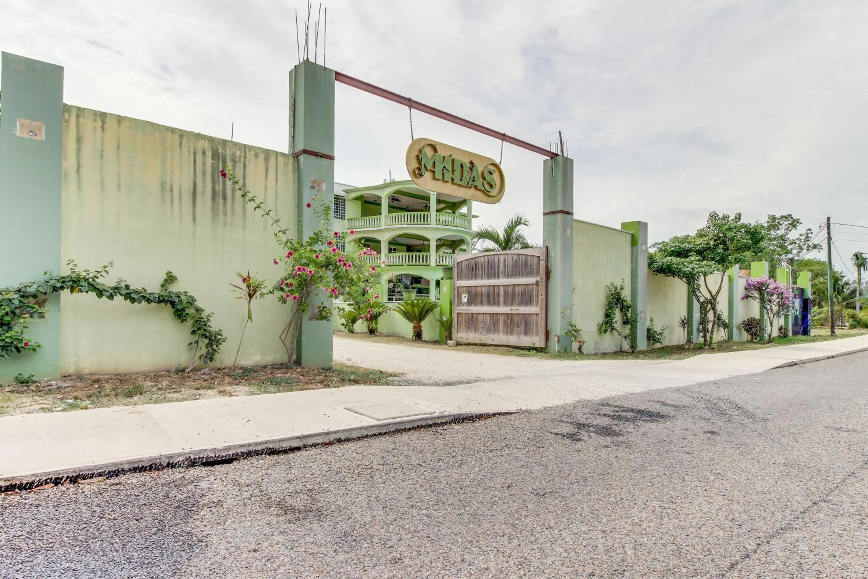 La Casita at Midas Belize