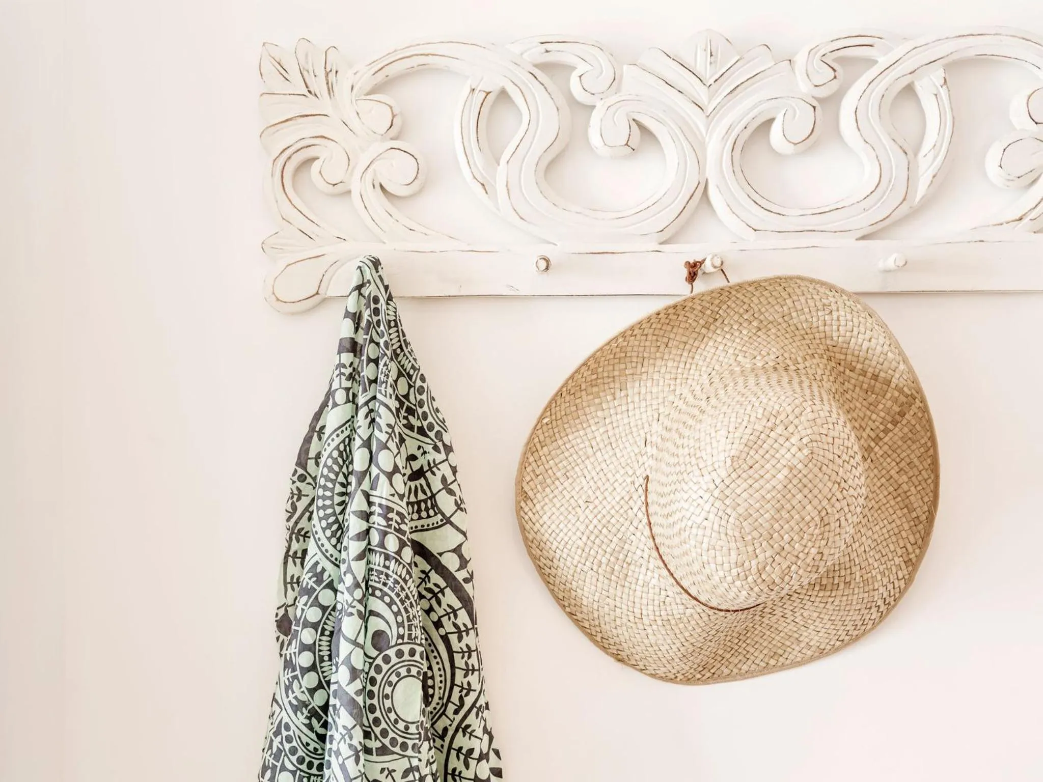 Decorative detail in Paradise Design Apartments