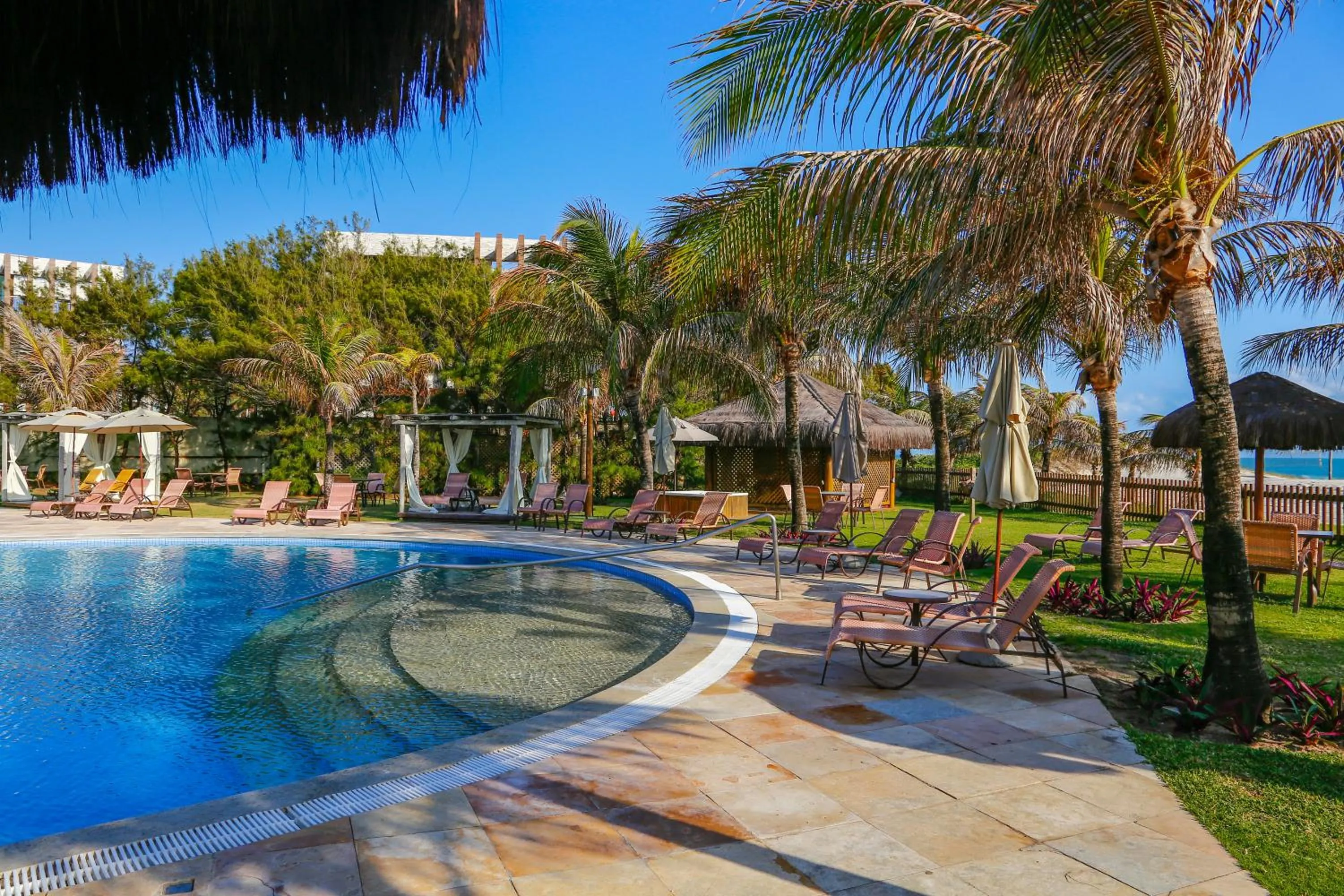 Swimming pool in Dom Pedro Laguna Beach Resort & Golf by WAM Experience