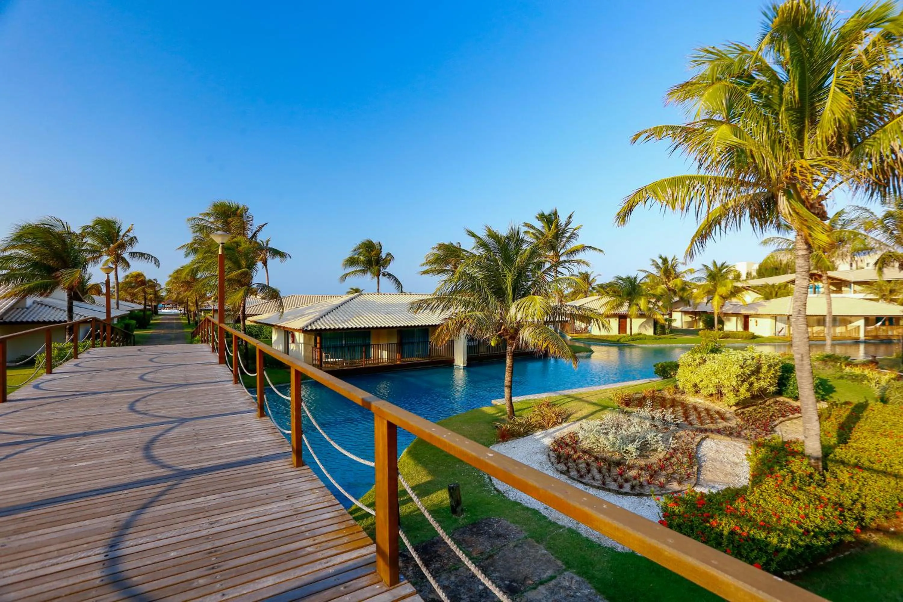 Property building in Dom Pedro Laguna Beach Resort & Golf by WAM Experience