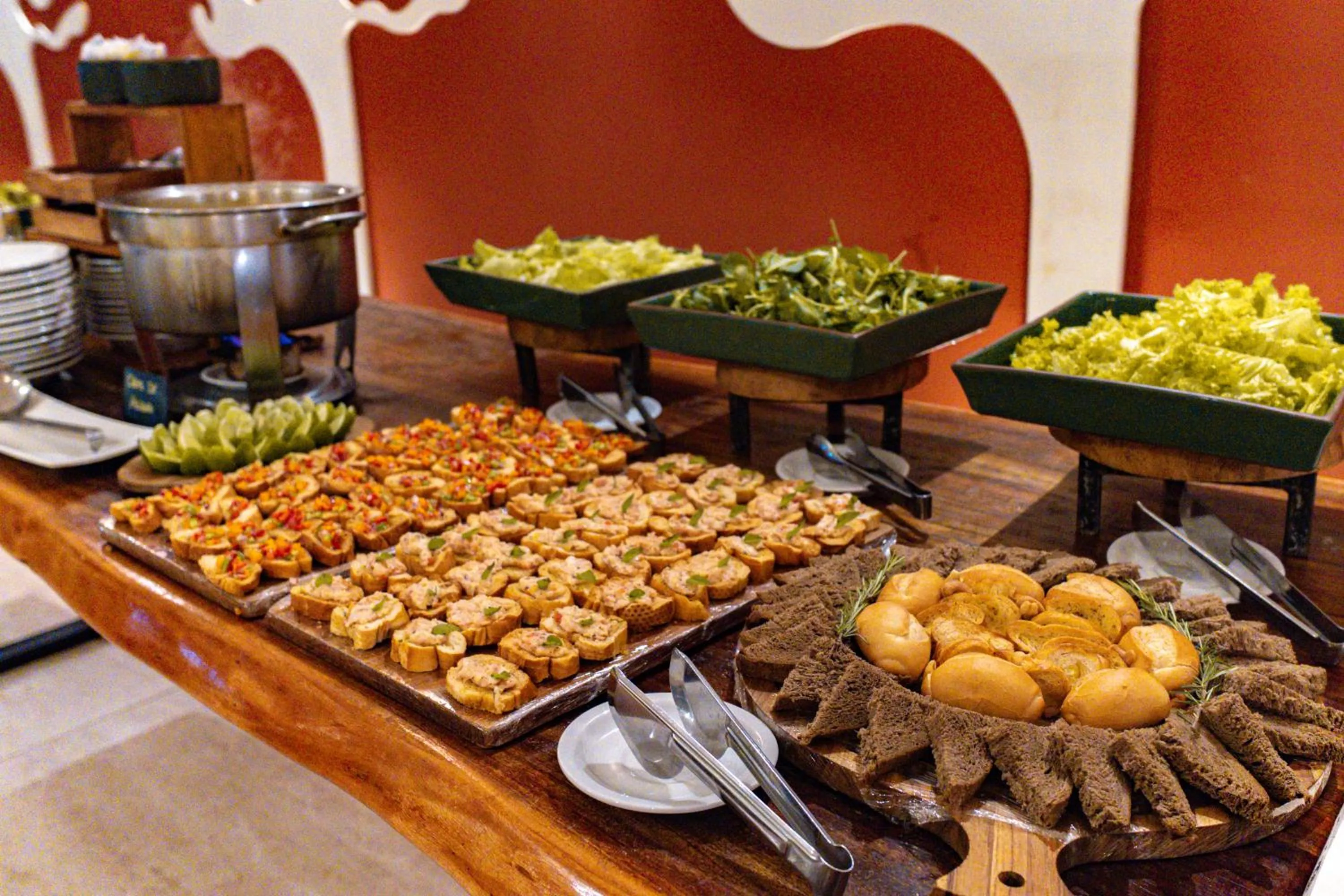 Dom Pedro Laguna Beach Resort & Golf by WAM Experience