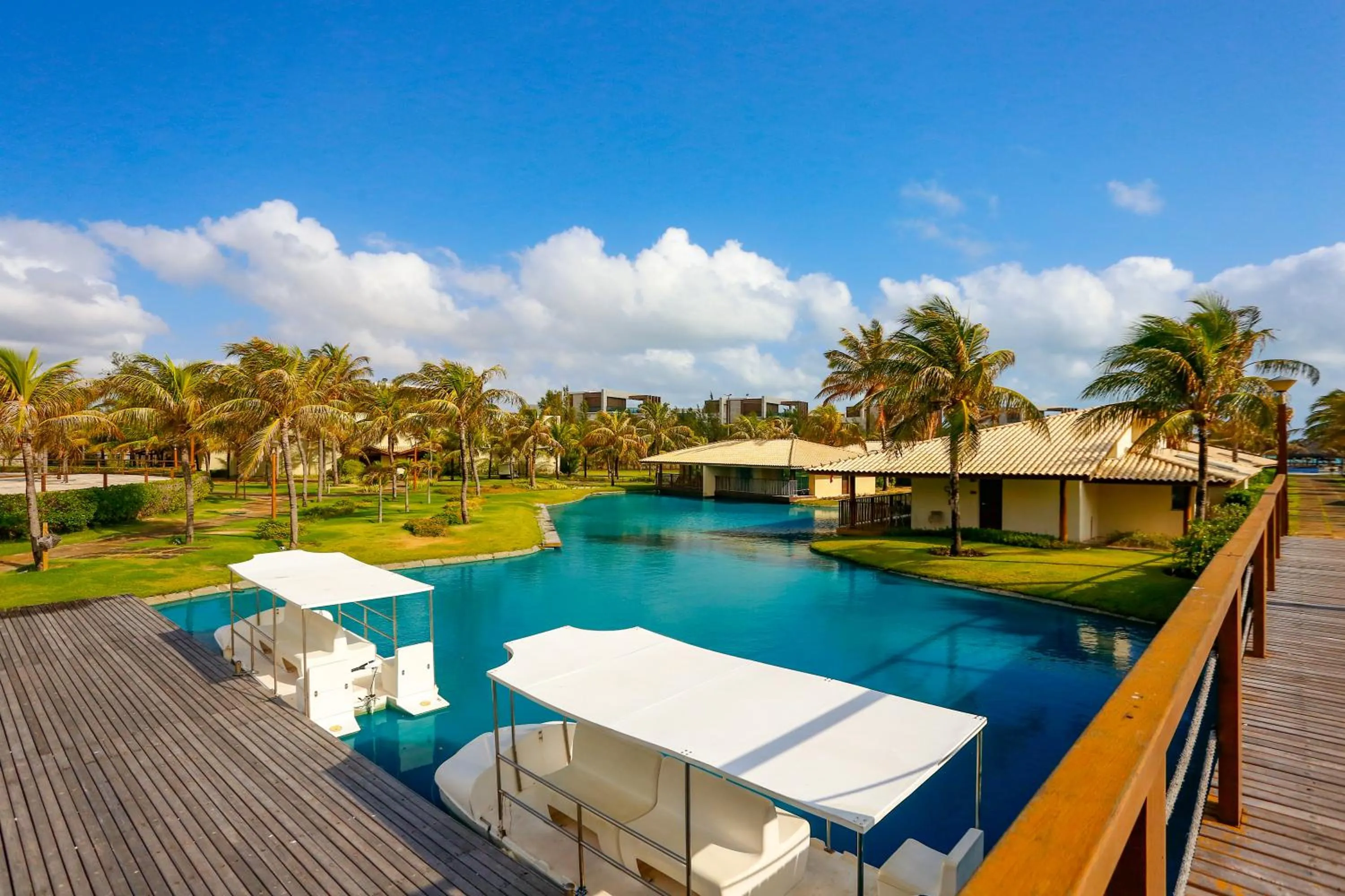 Property building in Dom Pedro Laguna Beach Resort & Golf by WAM Experience