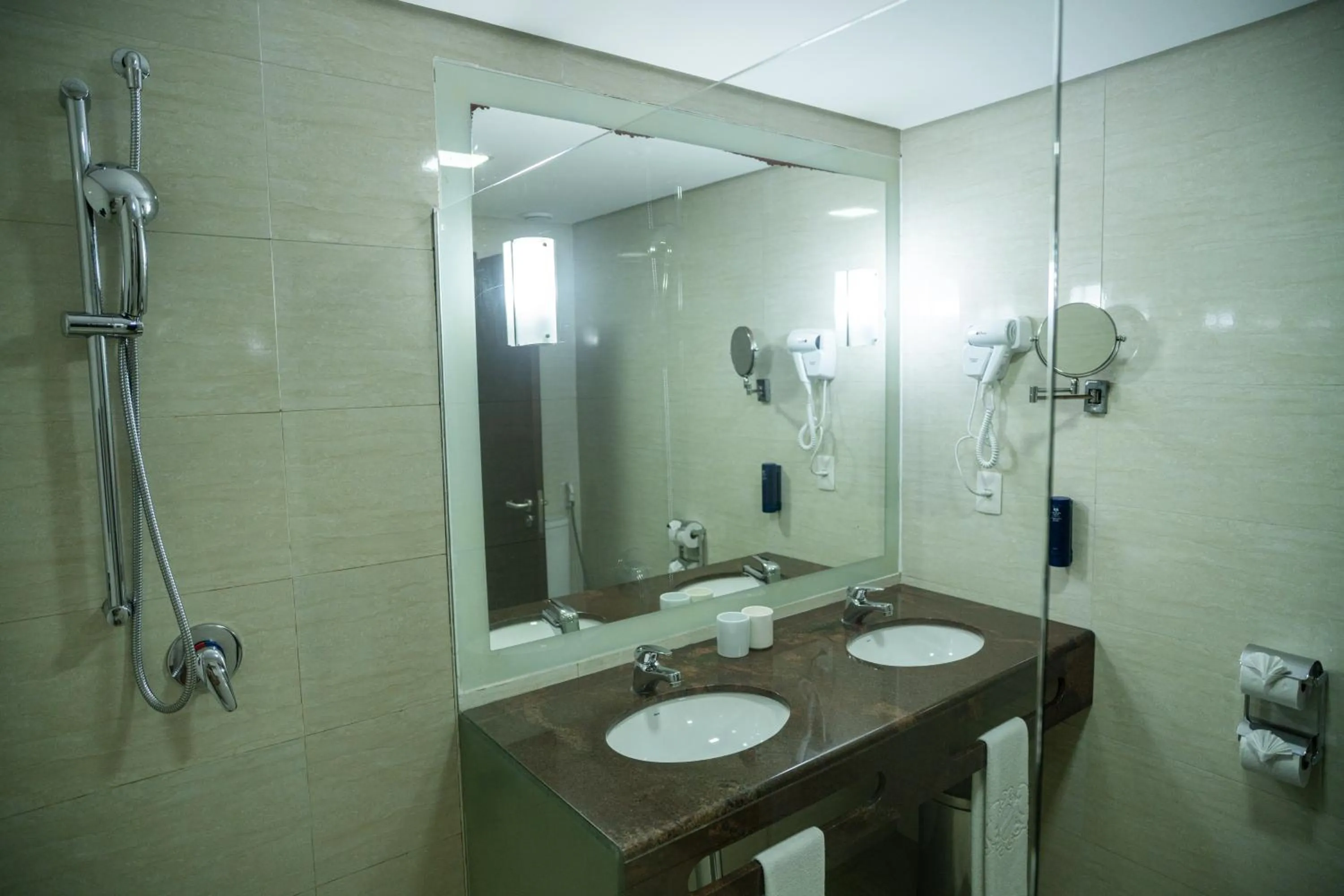 Dom Pedro Laguna Beach Resort & Golf by WAM Experience