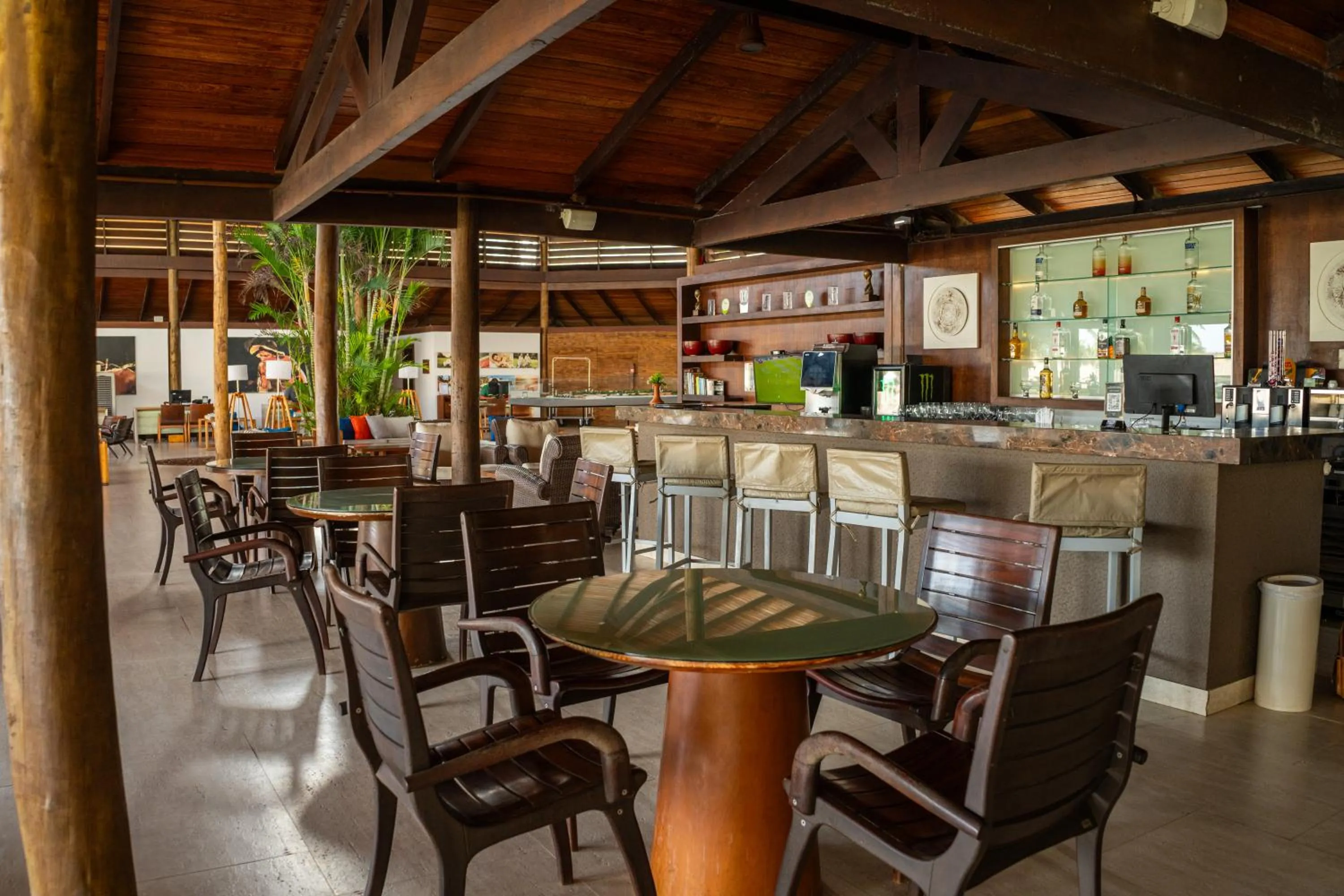 Dom Pedro Laguna Beach Resort & Golf by WAM Experience