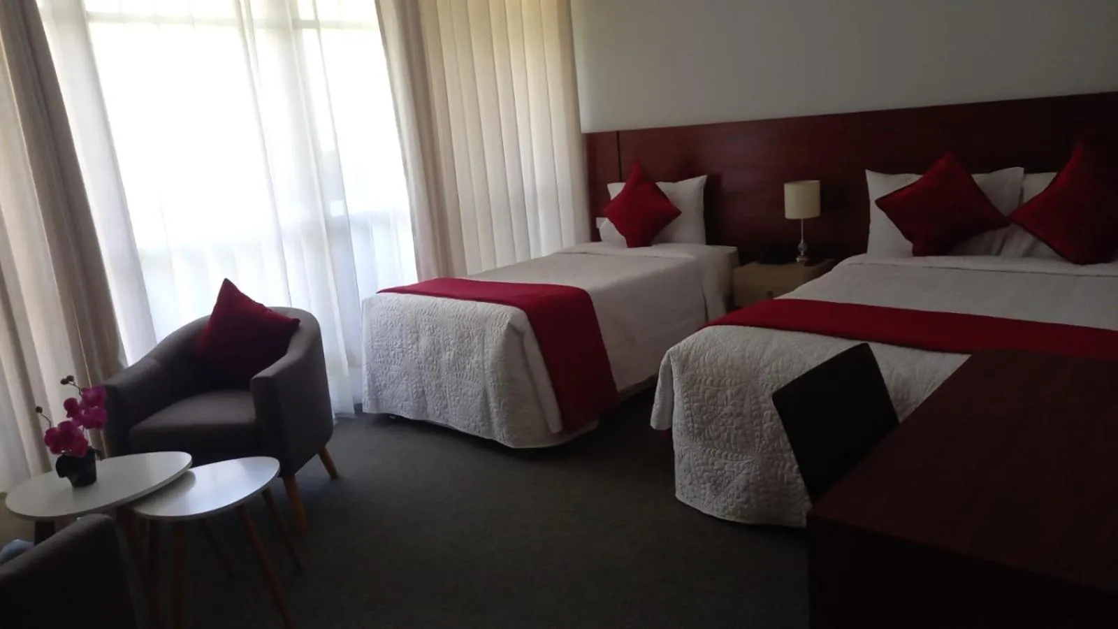 Bedroom, Bed in Hotel La Gruta