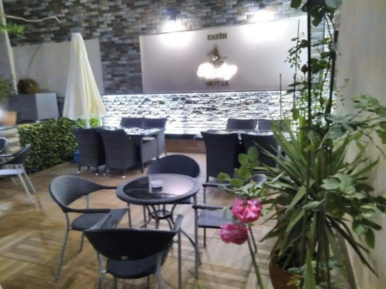 Seating area in Fatih Resadiye Hotel