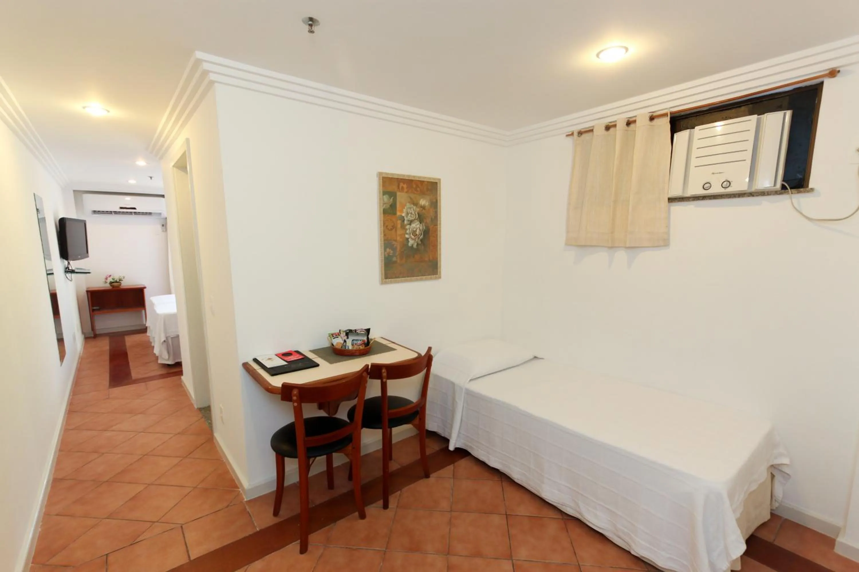 Photo of the whole room in Hotel Solar do Amanhecer