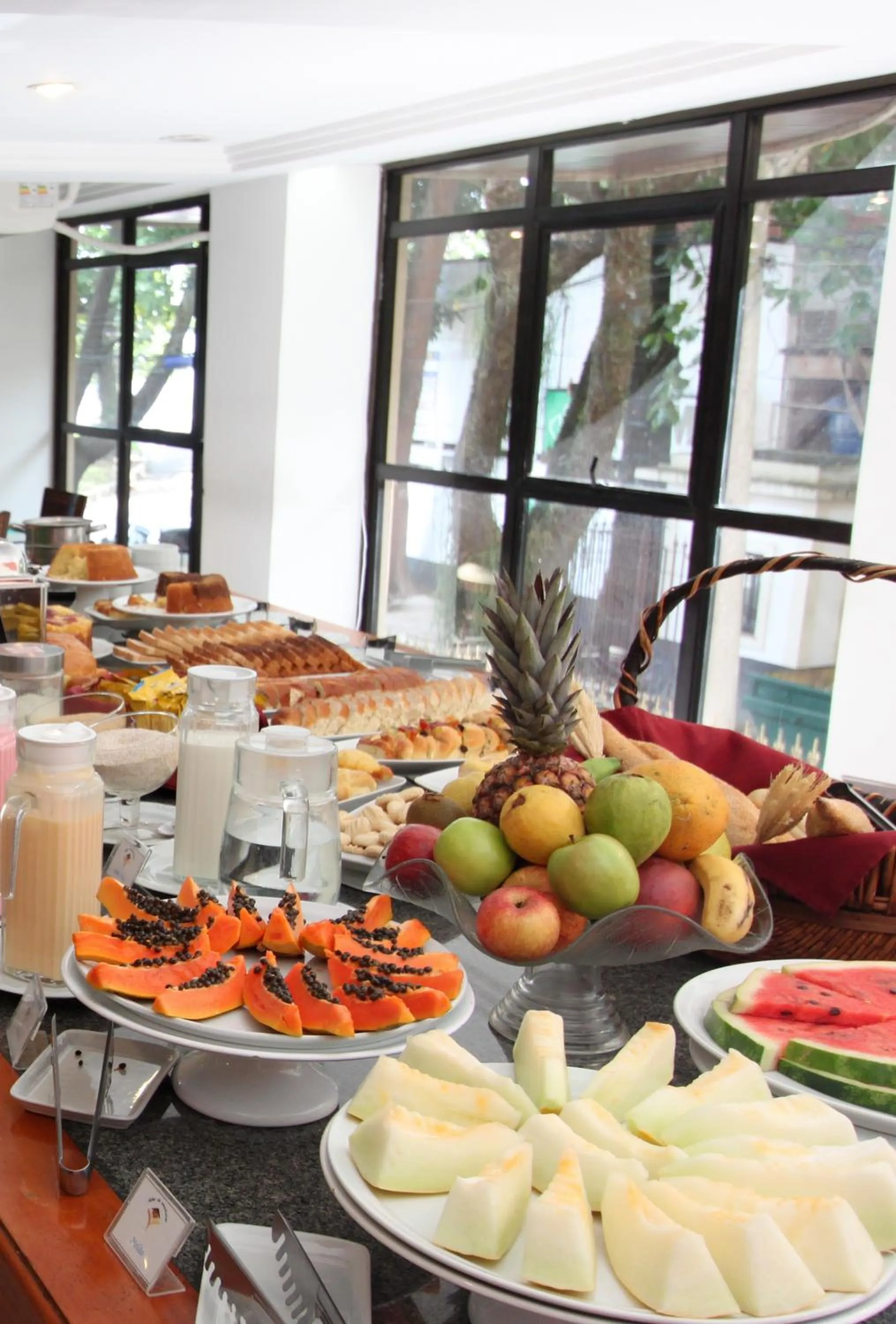 Food and drinks in Hotel Solar do Amanhecer