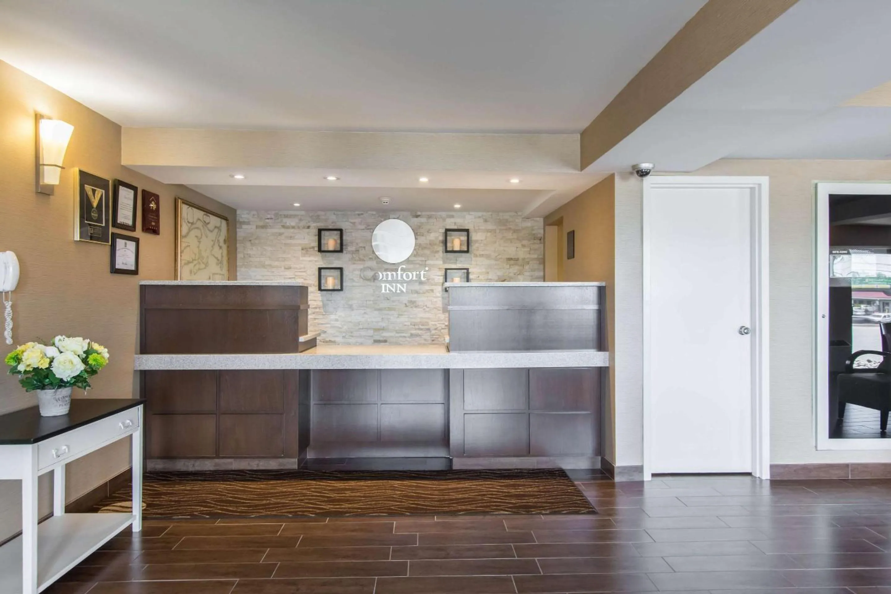 Lobby or reception in Comfort Inn Dartmouth