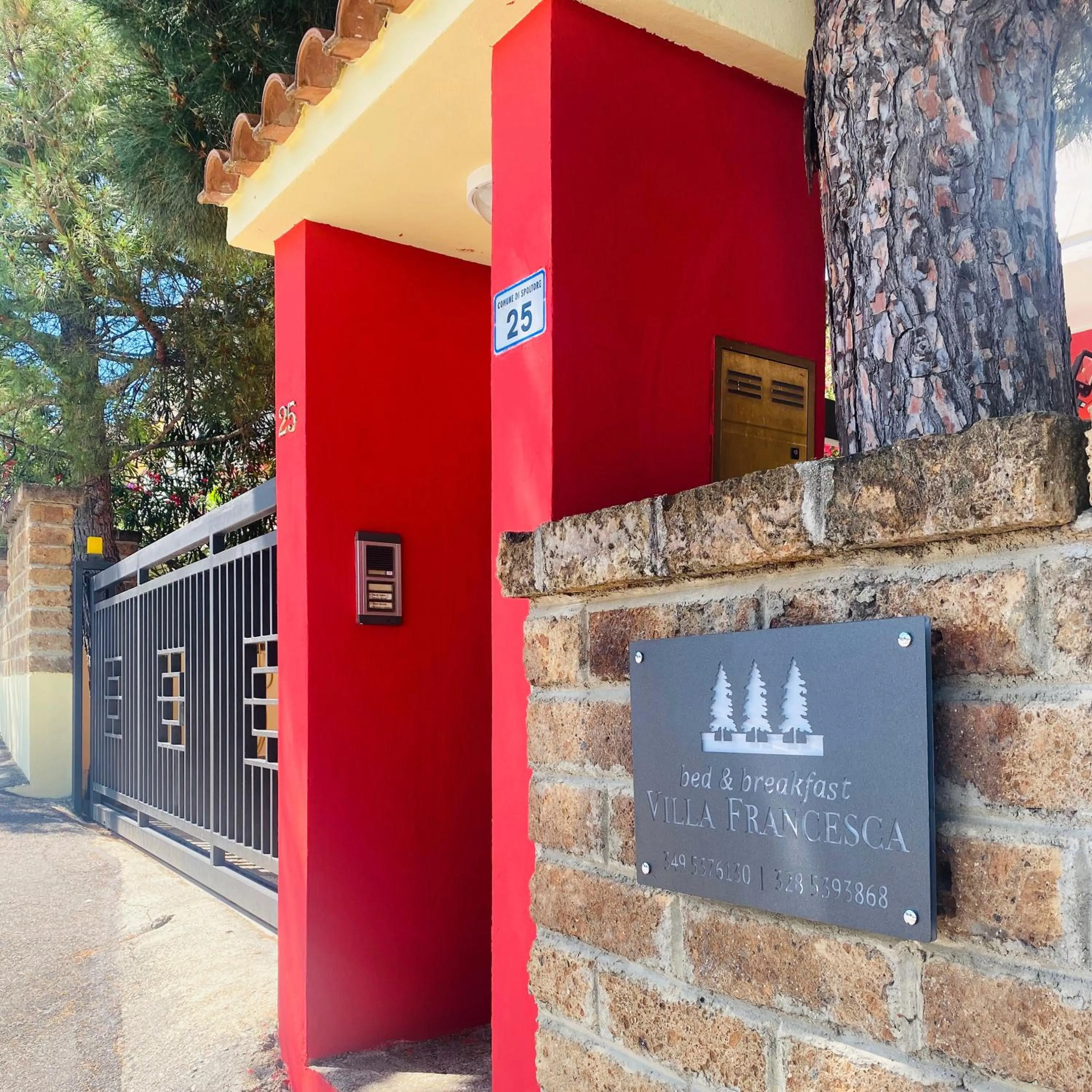 Property building in Villa Francesca