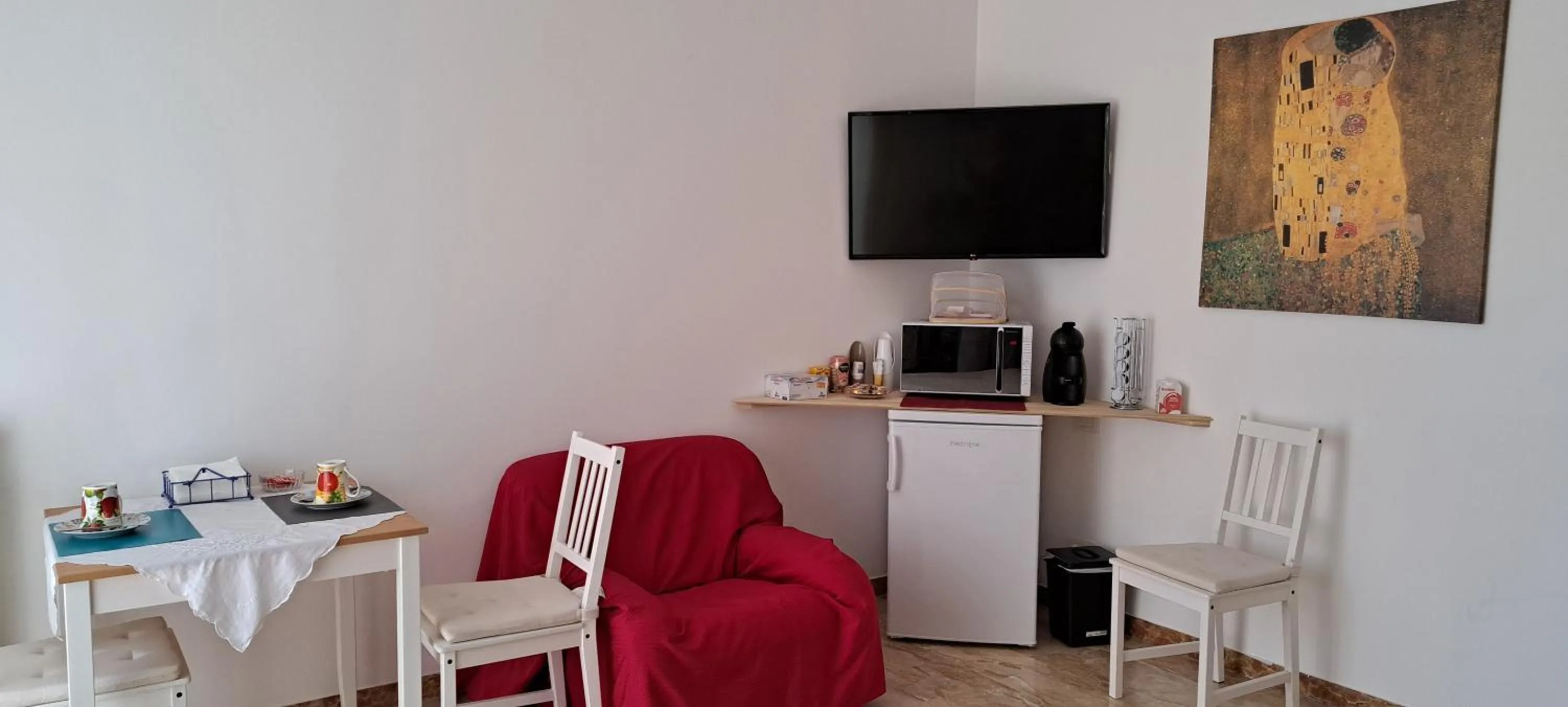 Breakfast in Villa Francesca