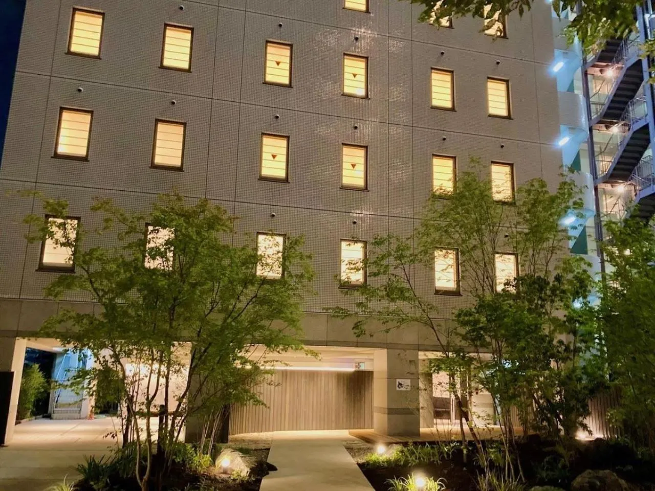 Property building in Shin-Osaka Station Hotel