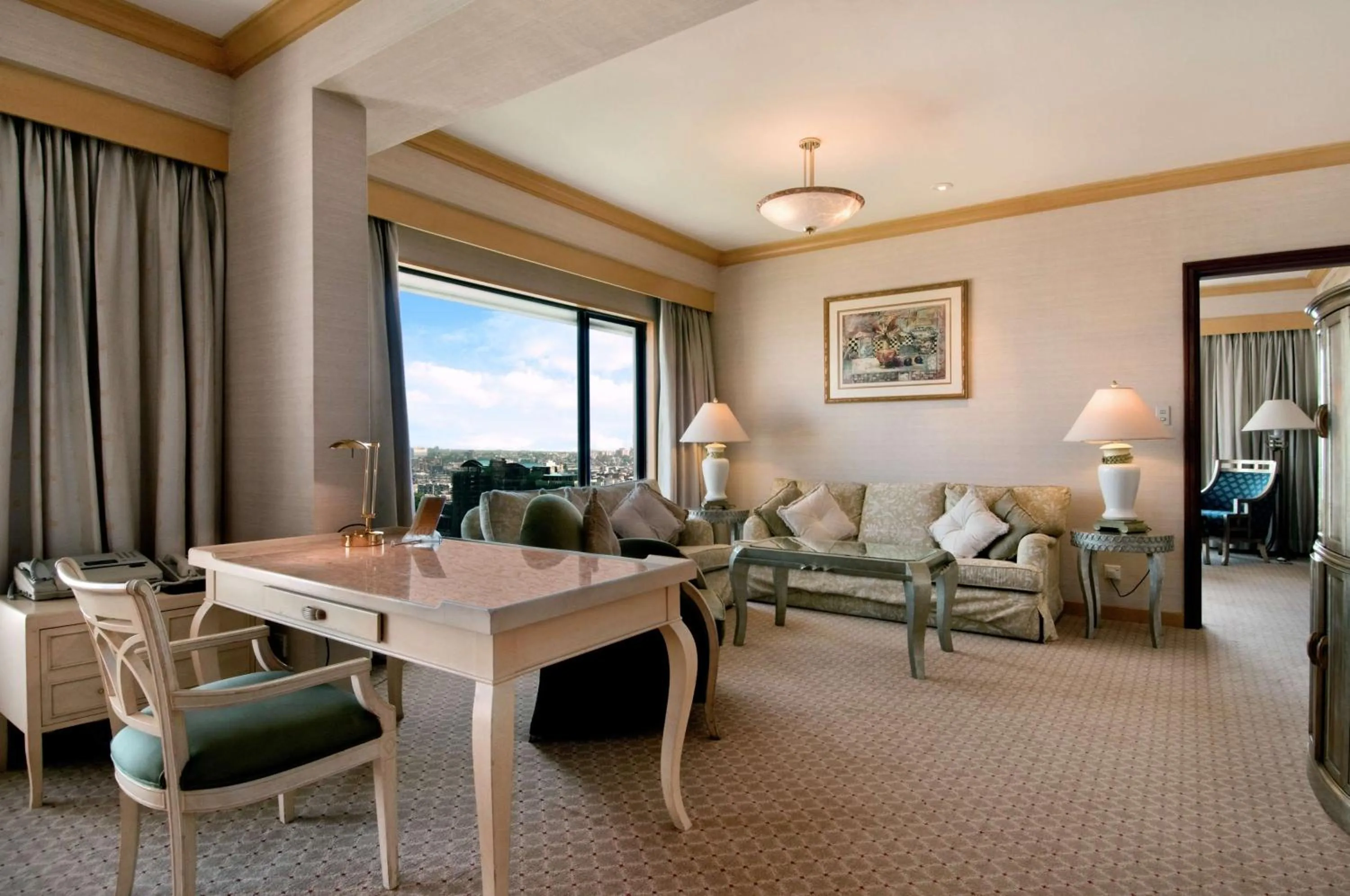 Living room in Hilton Colombo Hotel