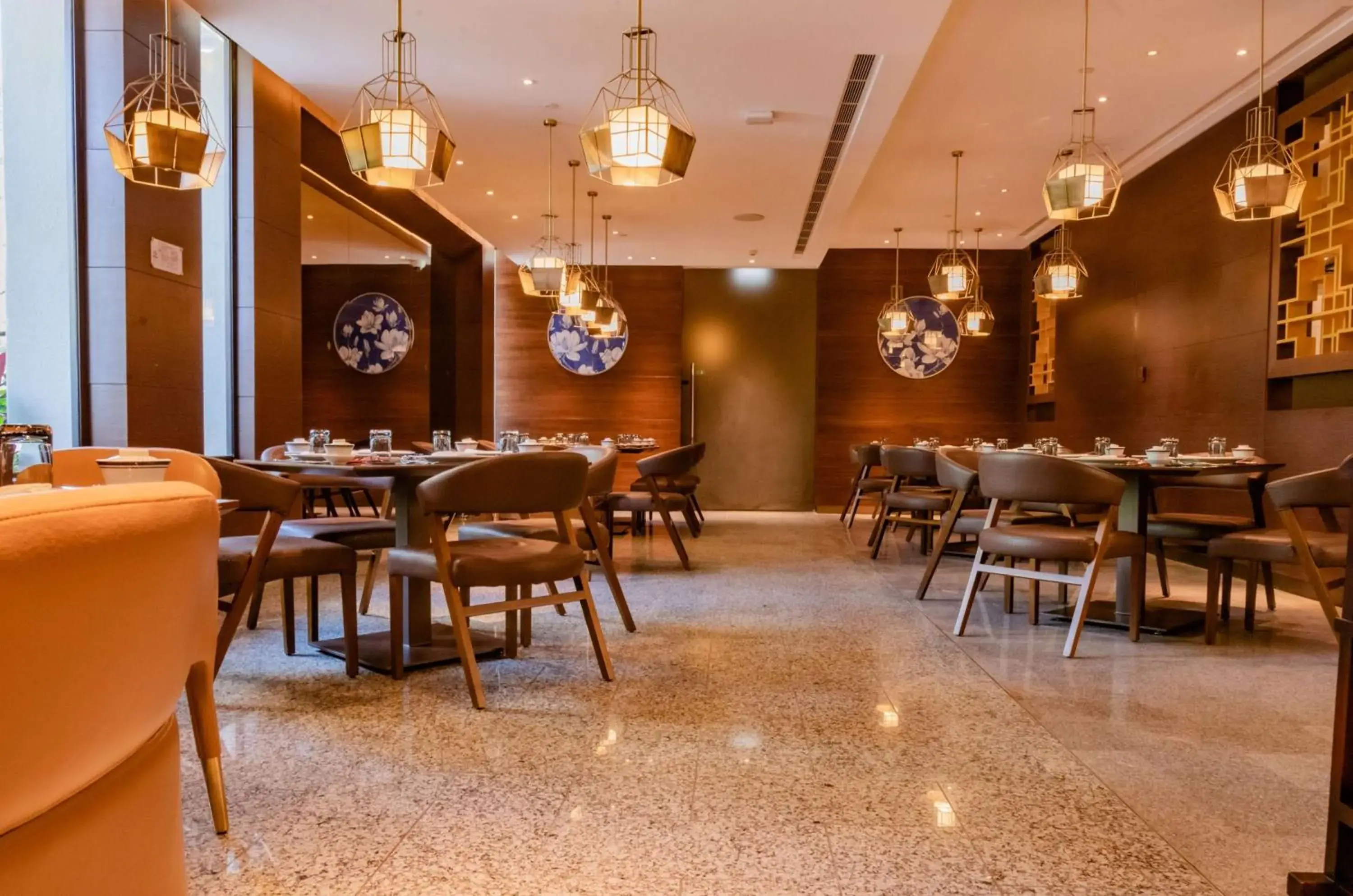 Restaurant/places to eat in Hilton Colombo Hotel Restaurant/places to eat in Hilton Colombo Hotel