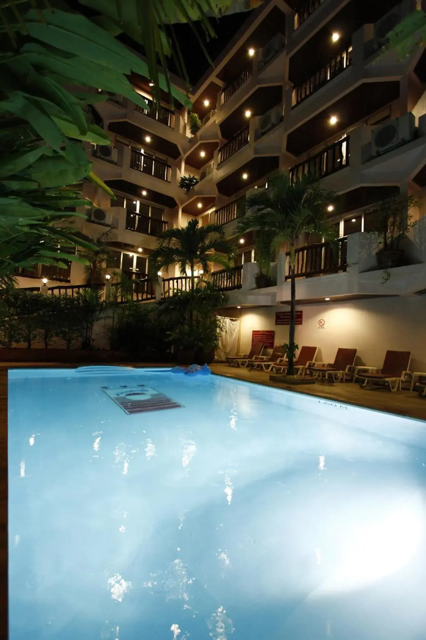 Swimming pool in Aonang Sunset Hotel - SHA Extra Plus Swimming pool in Aonang Sunset Hotel - SHA Extra Plus