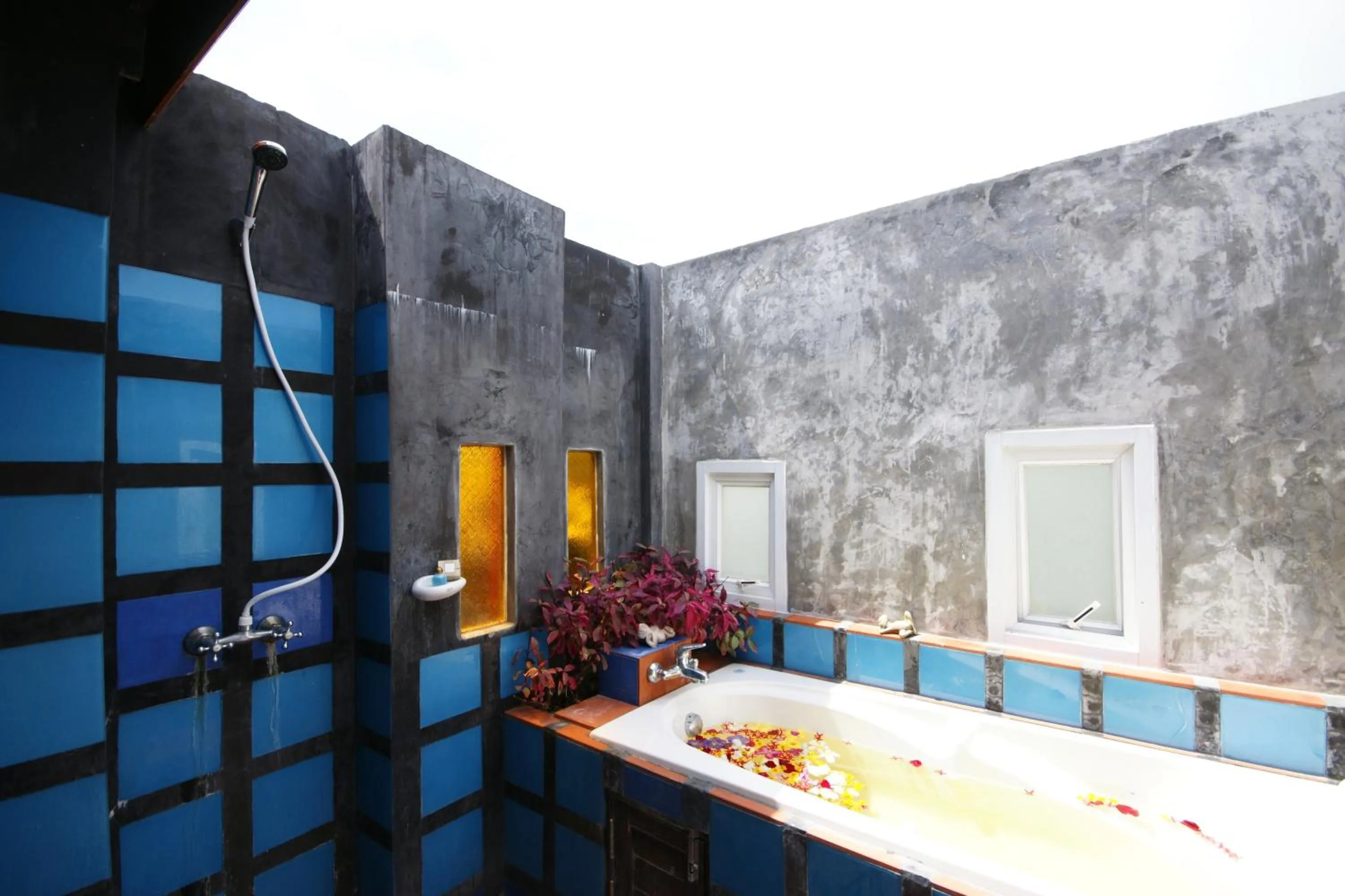 Hot Tub in Sea Breeze Resort - SHA Plus