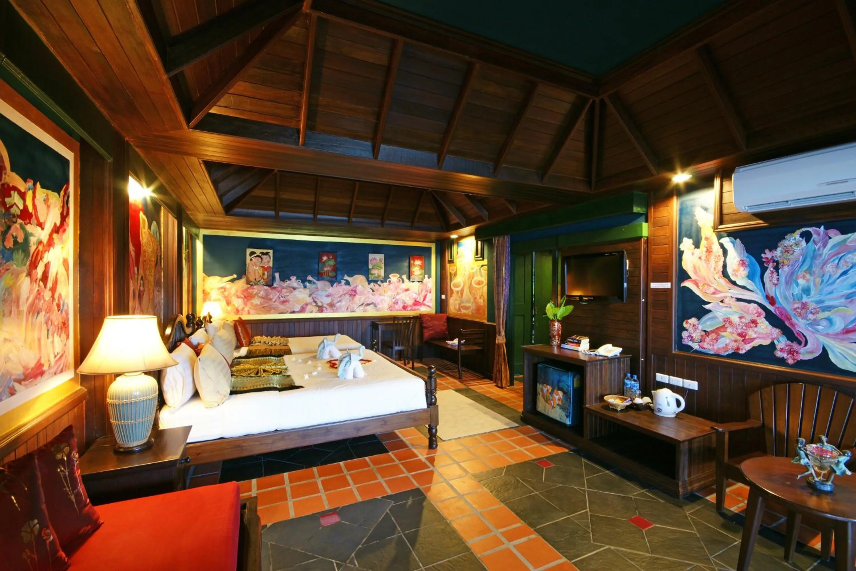 Photo of the whole room, Bed in Sea Breeze Resort - SHA Plus