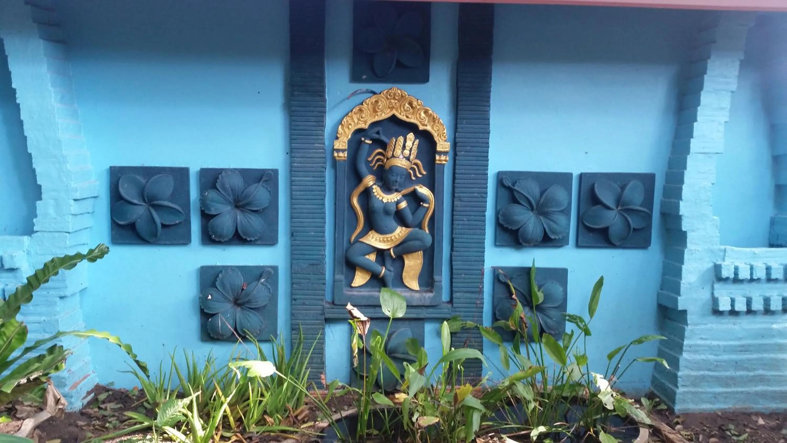 Garden in Sea Breeze Resort - SHA Plus