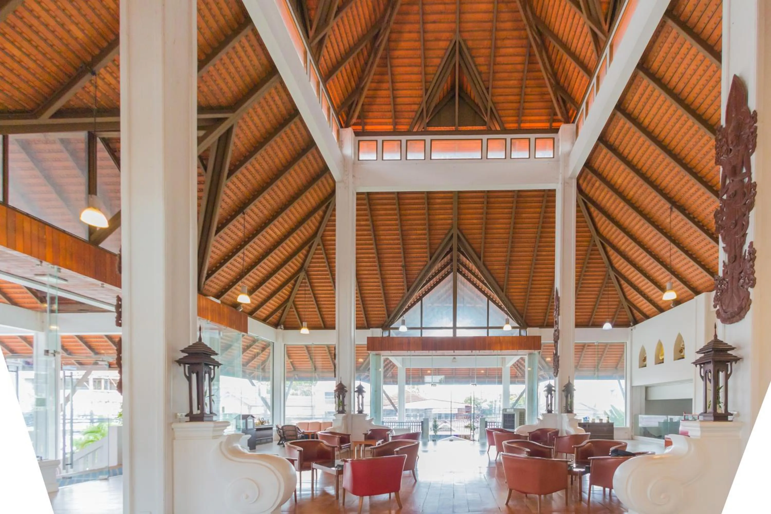 Lobby or reception in BP Chiangmai City Hotel