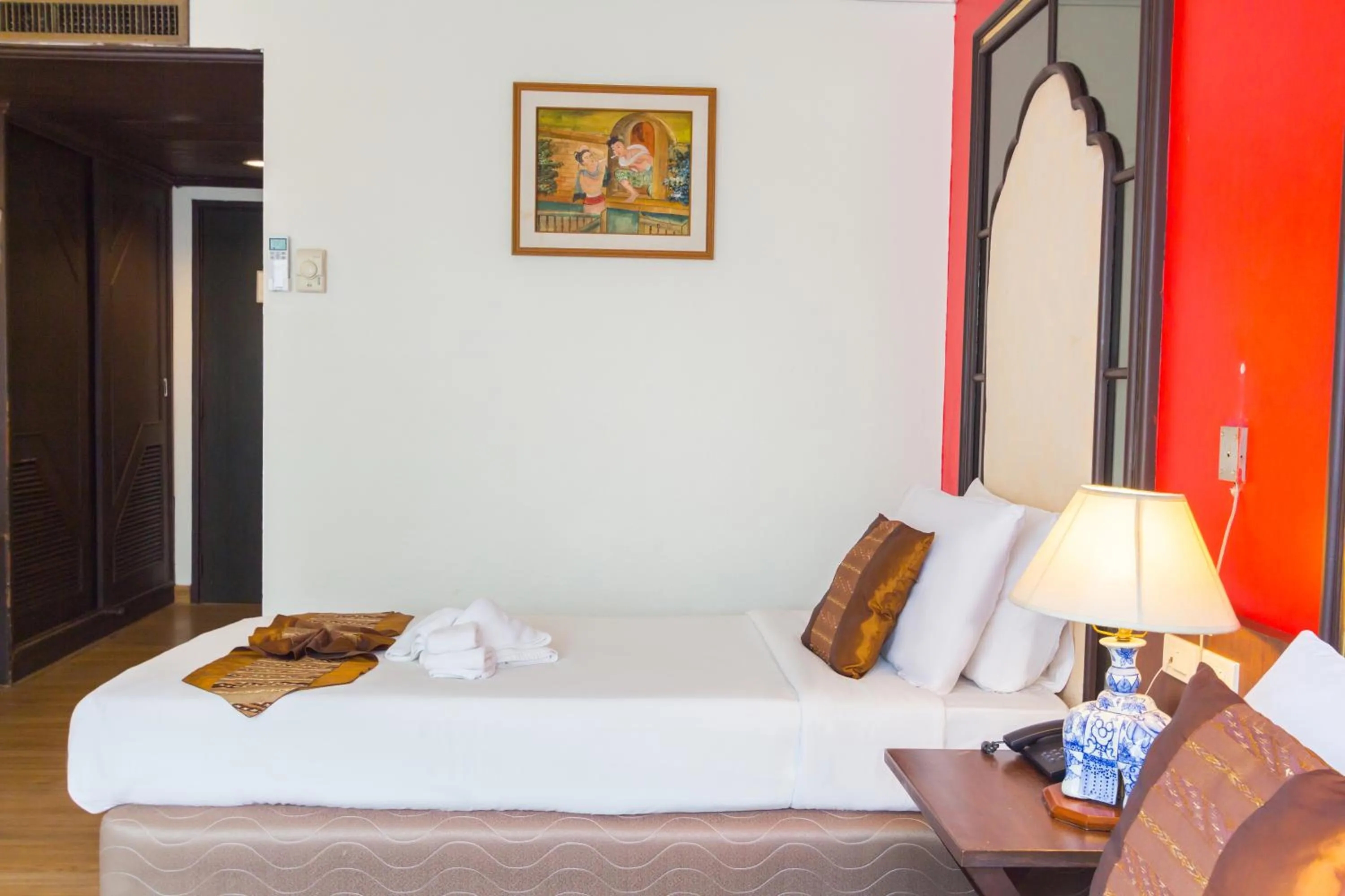 Bed in BP Chiangmai City Hotel