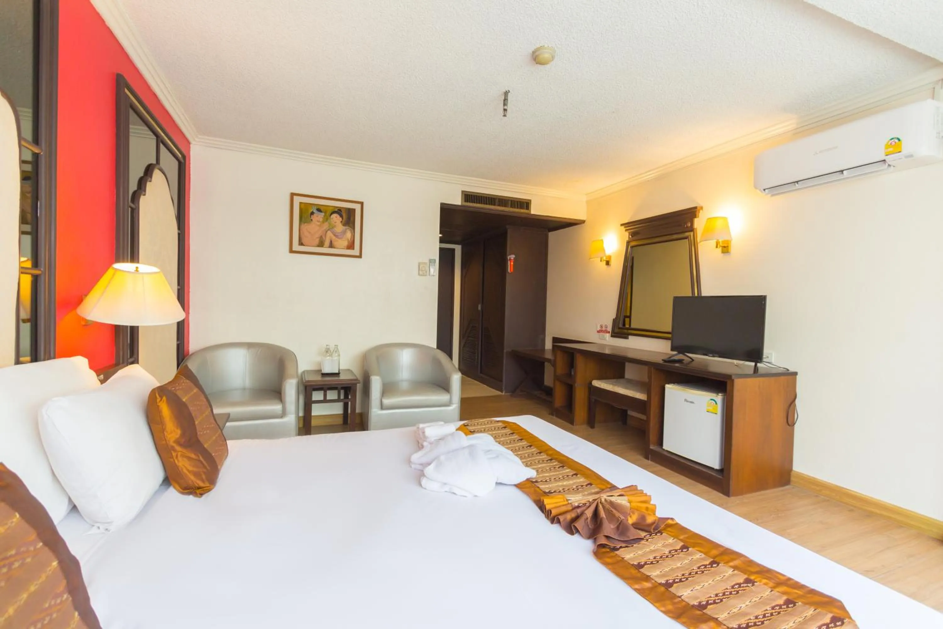 Bed in BP Chiangmai City Hotel