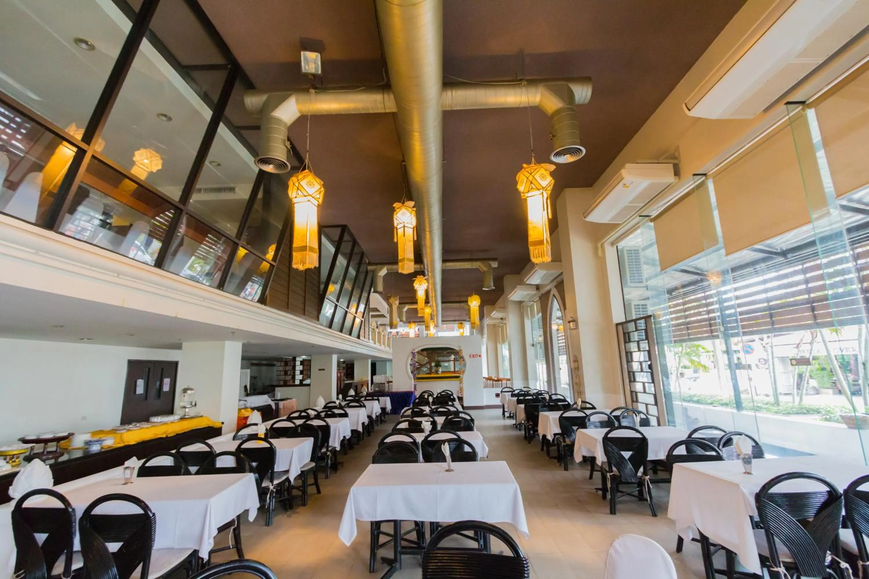 Restaurant/places to eat in BP Chiangmai City Hotel