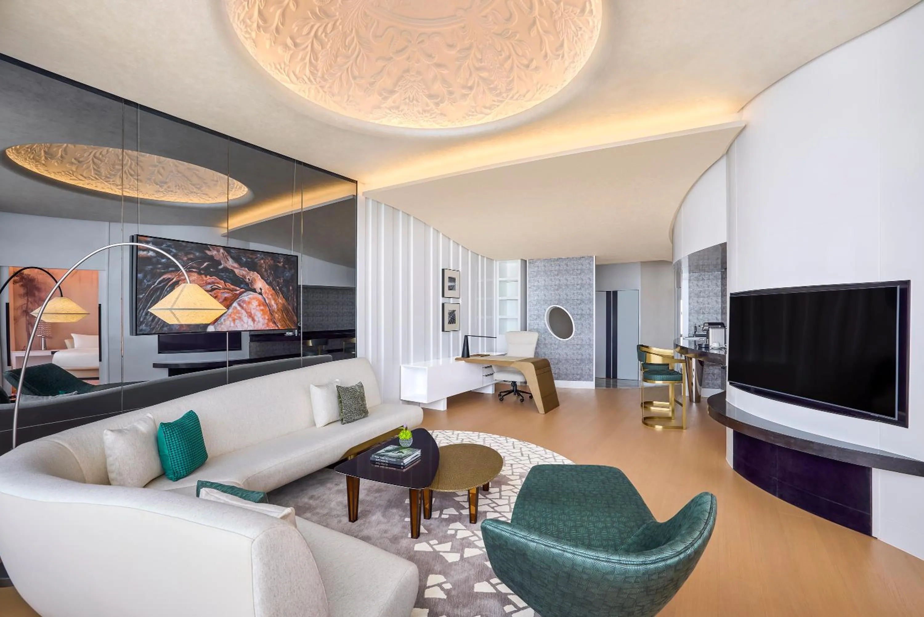 Living room in Hilton Shanghai City Center -Steps from iconic landmarks Wukang Mansion and Jing'an Temple