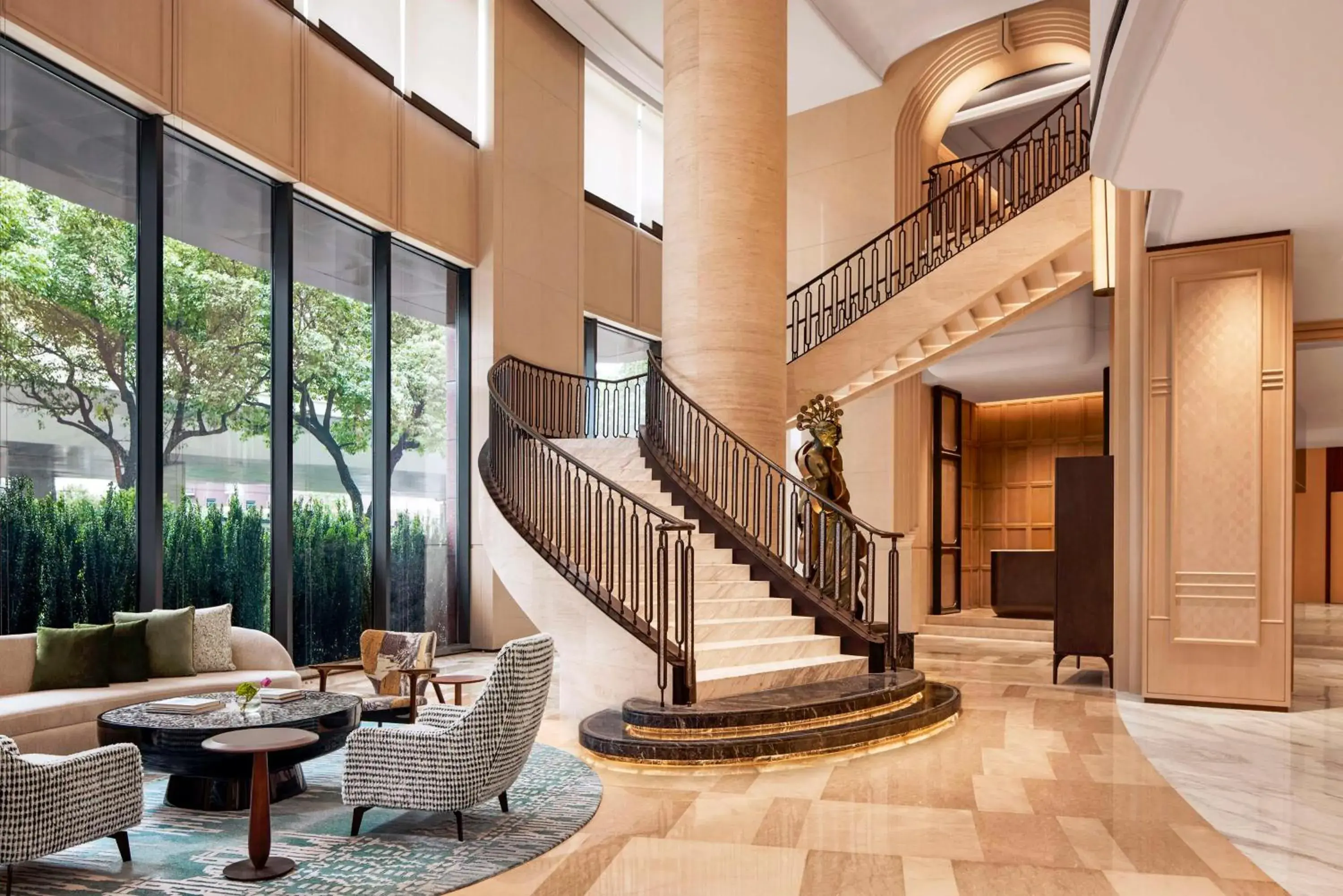 Lobby or reception in Hilton Shanghai City Center -Steps from iconic landmarks Wukang Mansion and Jing'an Temple Lobby or reception in Hilton Shanghai City Center -Steps from iconic landmarks Wukang Mansion and Jing'an Temple