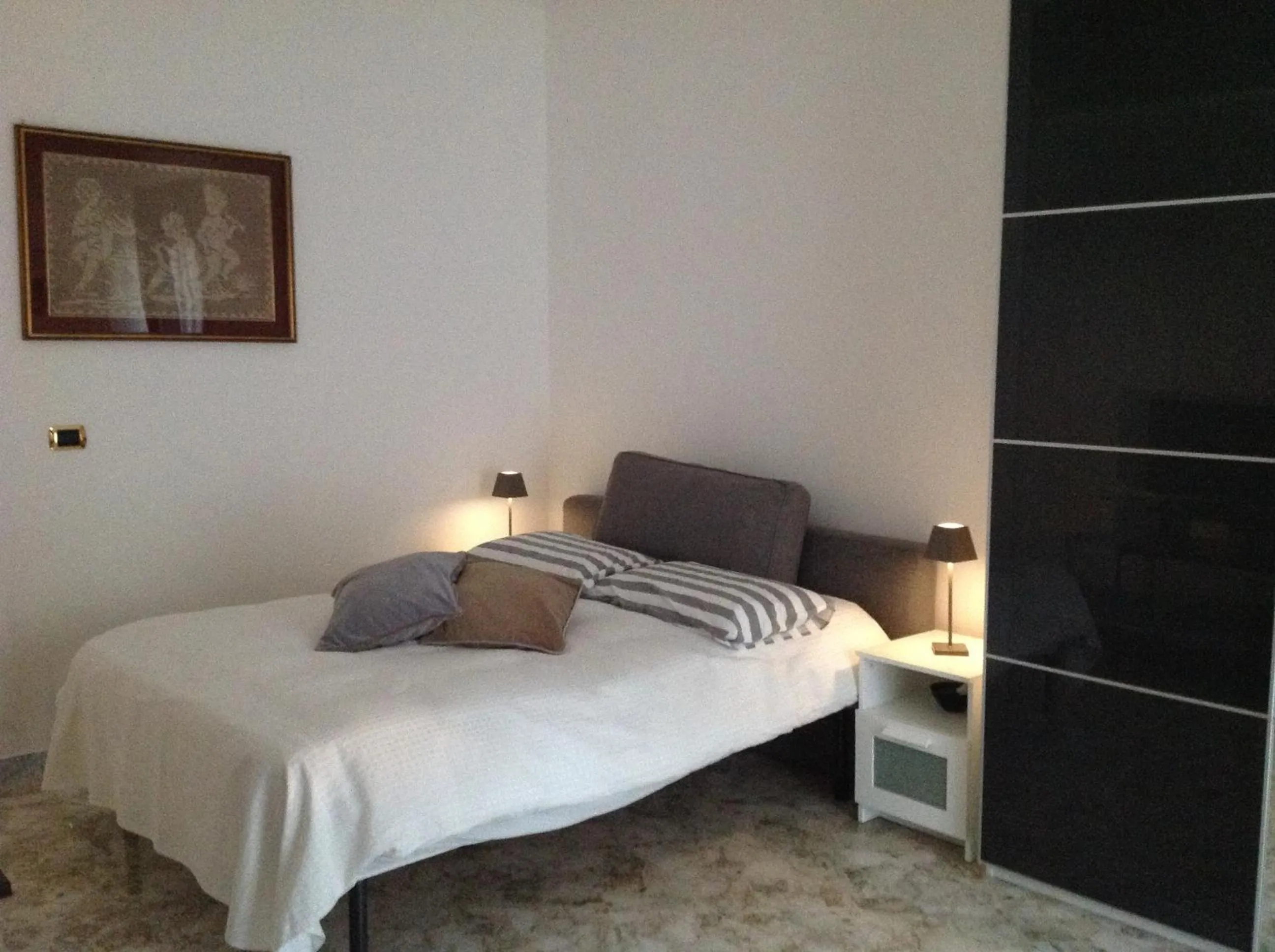 Bedroom, Bed in Vuemme 149