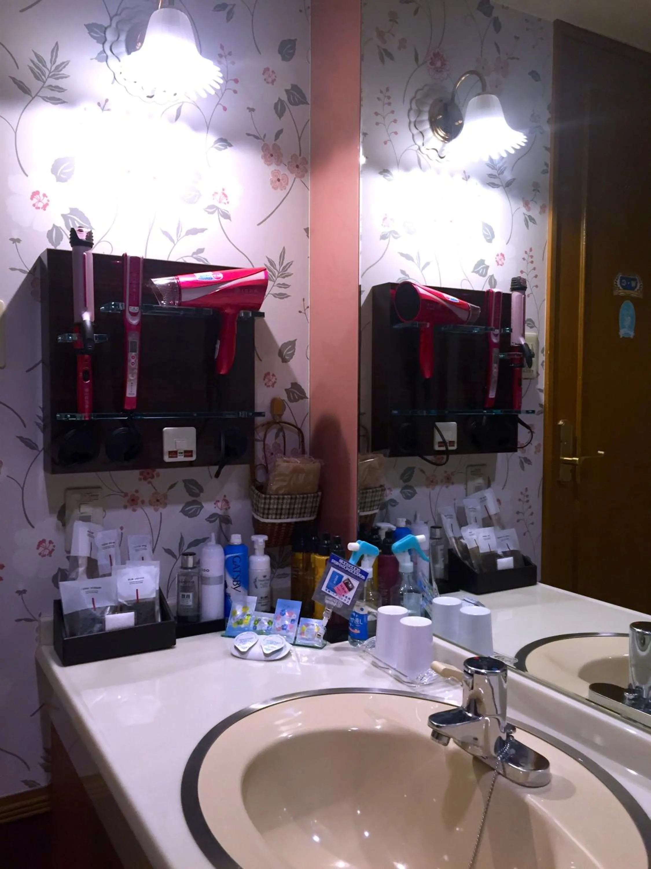 Hotel Ohirune Racco Himeji Royal (Adult Only)