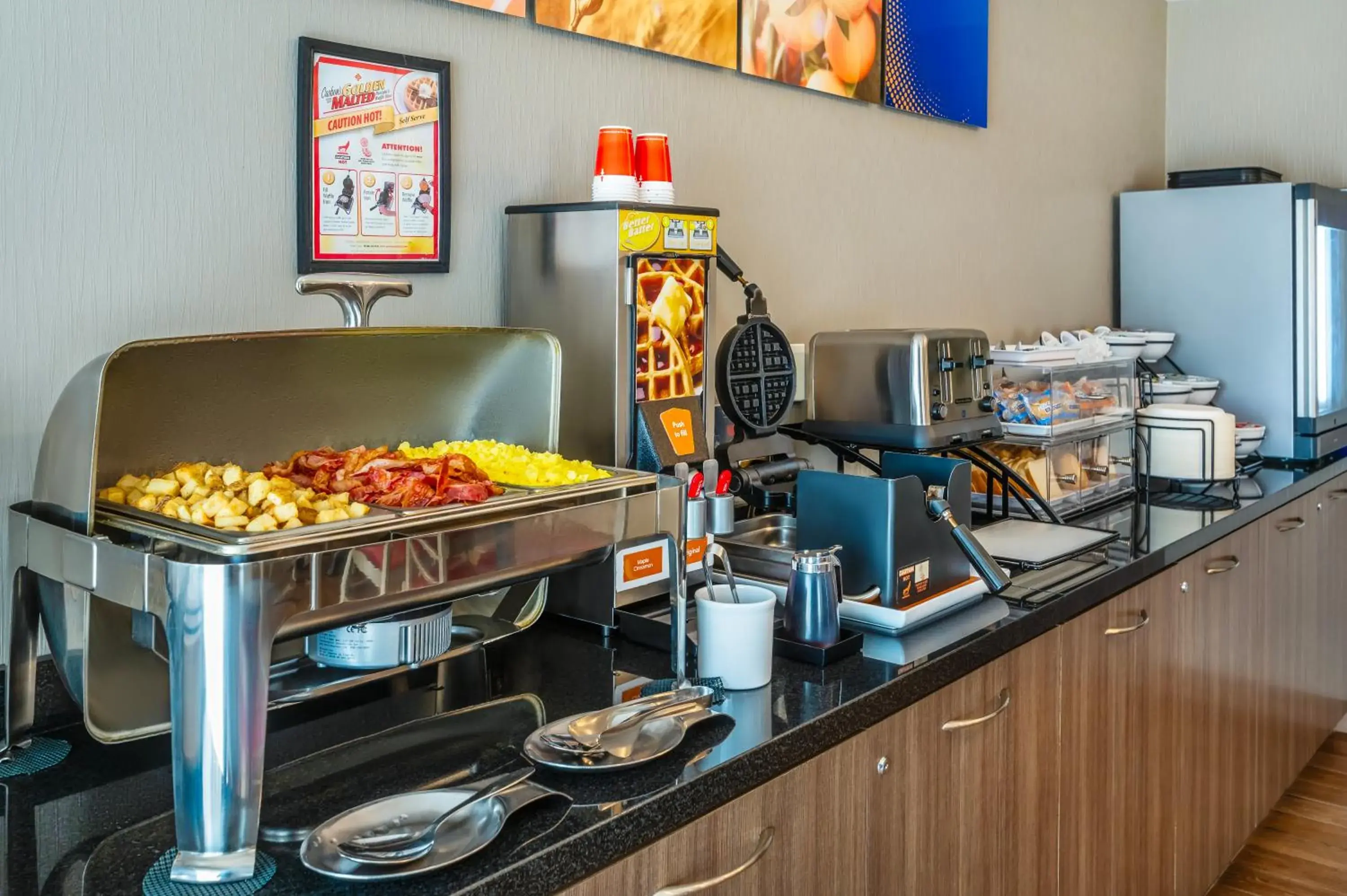 Food and drinks in Comfort Inn Food and drinks in Comfort Inn