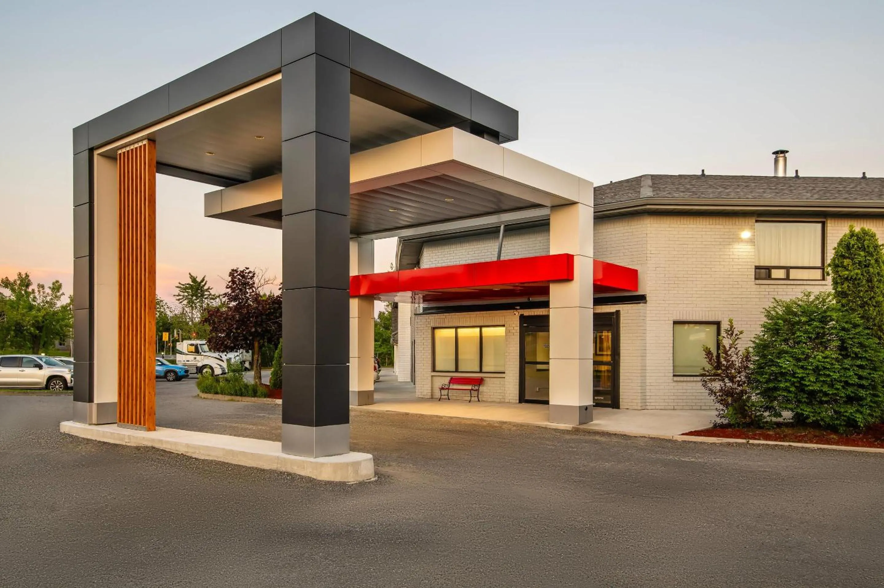 Property building in Comfort Inn