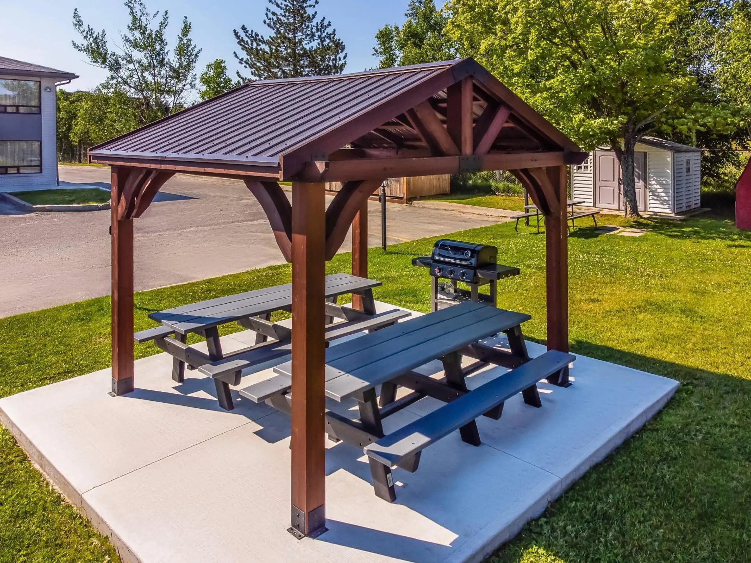 Property building in Comfort Inn Property building in Comfort Inn