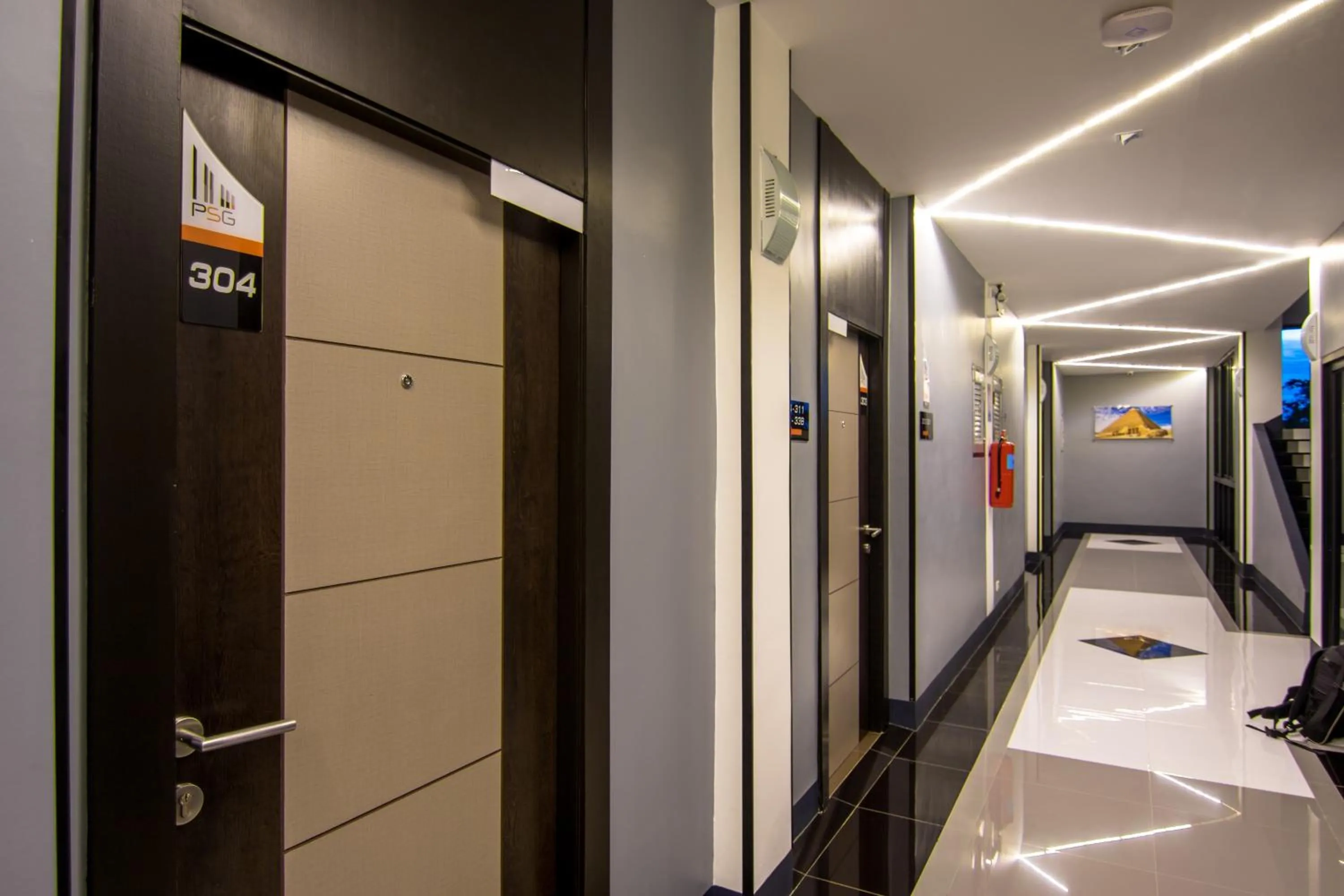 Facade/entrance in PSG Hotel